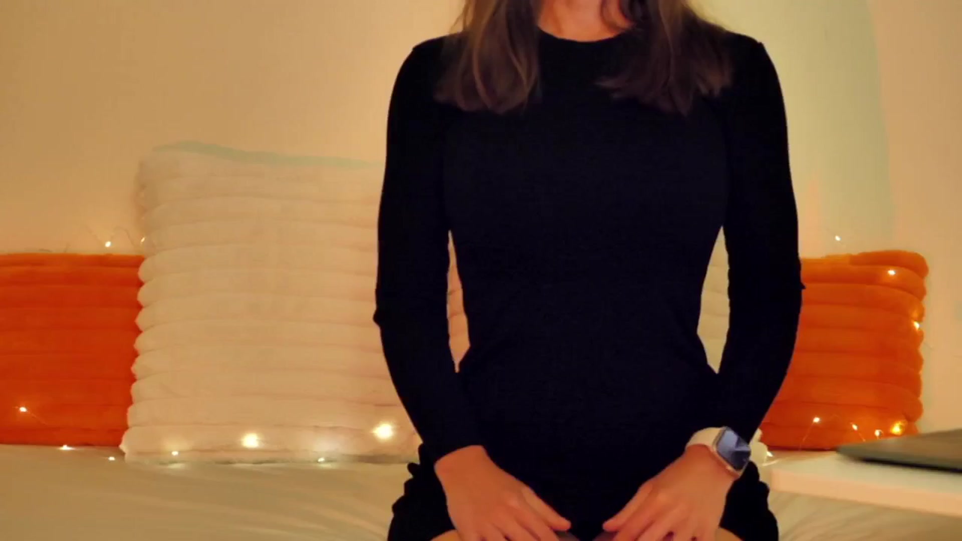 Gallery image thumbnail from KATEELIFE's myfreecams stream on, 04/13/2025, 02:47 image 18 of 20
