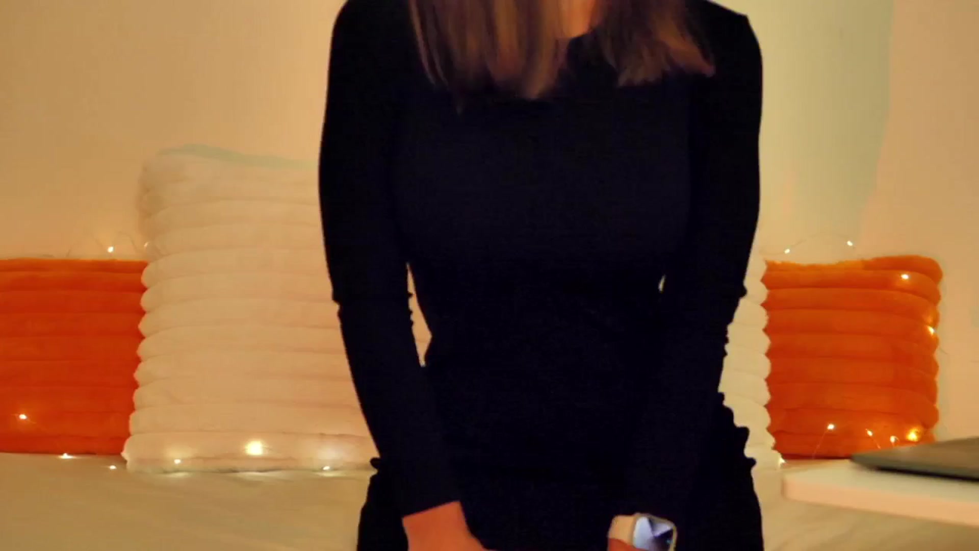 Gallery image thumbnail from KATEELIFE's myfreecams stream on, 04/13/2025, 02:47 image 12 of 20
