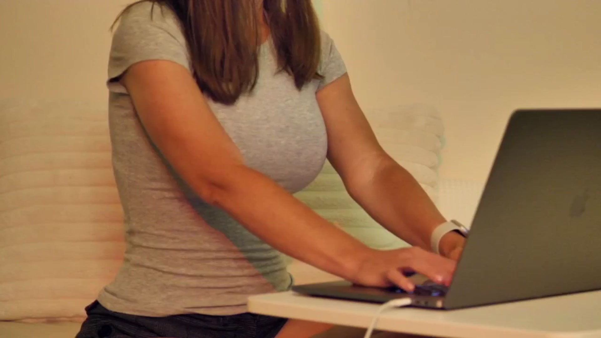 Gallery image thumbnail from KATEELIFE's myfreecams stream on, 08/31/2025, 03:14 image 5 of 20