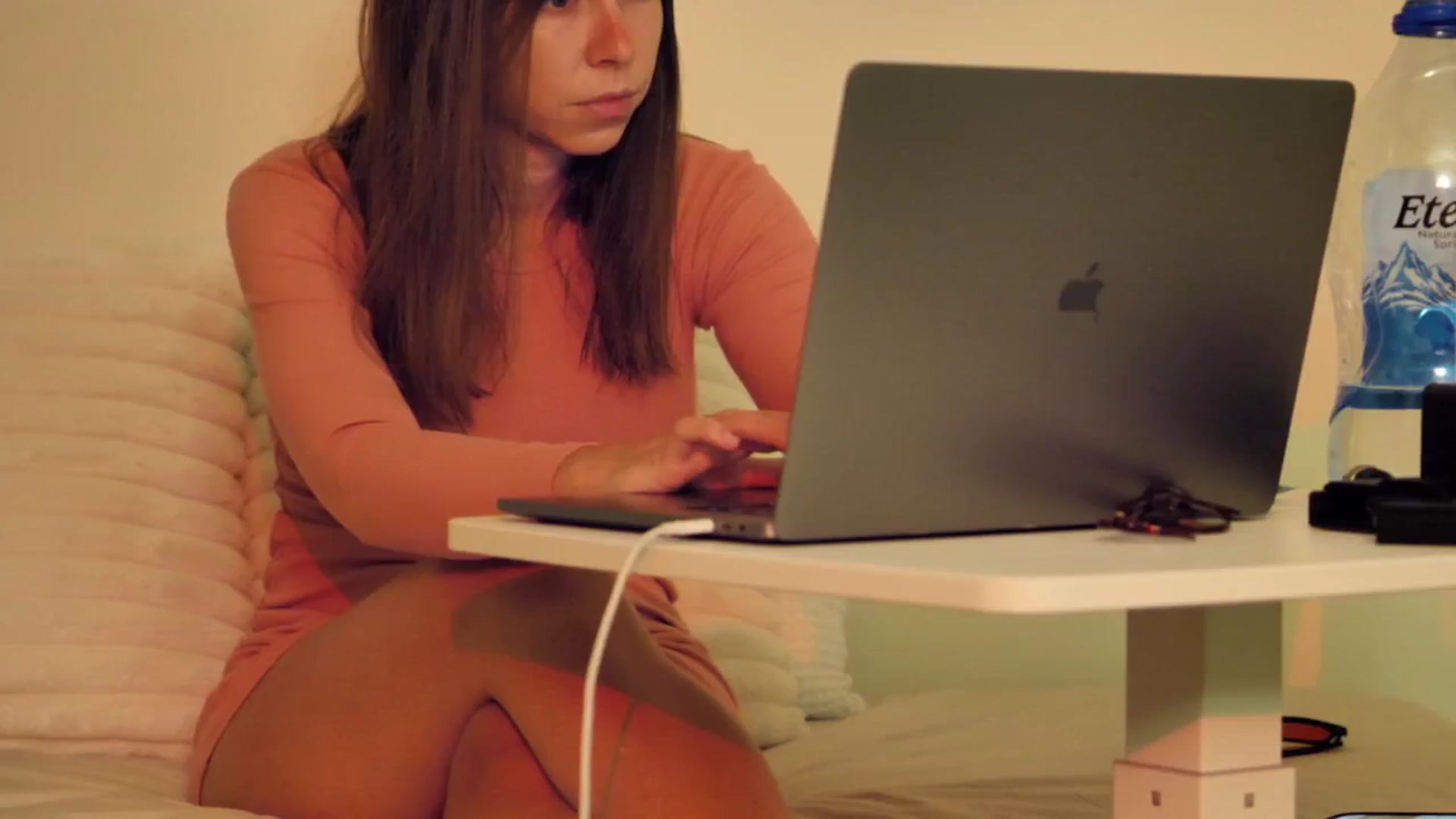 Gallery image thumbnail from KATEELIFE's myfreecams stream on, 09/21/2025, 04:07 image 15 of 20