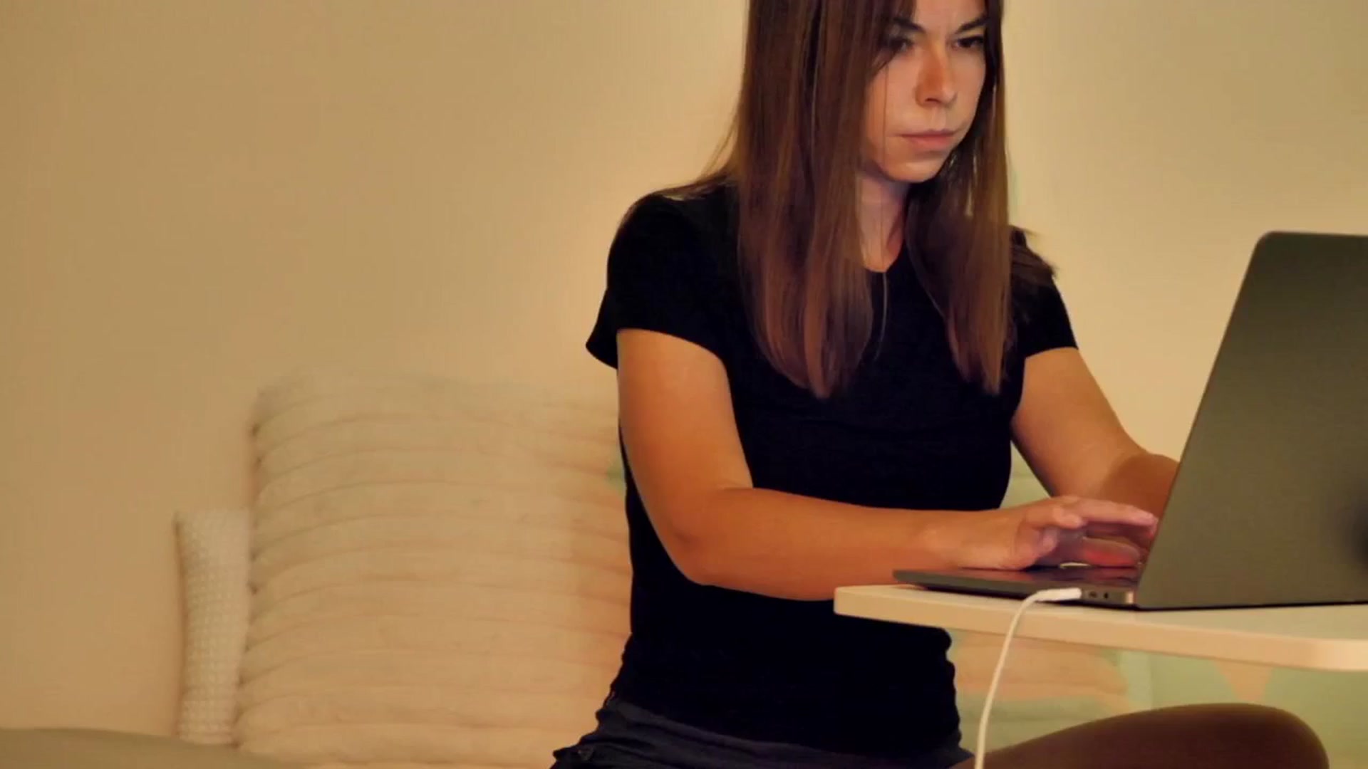 Gallery image thumbnail from KATEELIFE's myfreecams stream on, 10/09/2025, 05:03 image 18 of 20