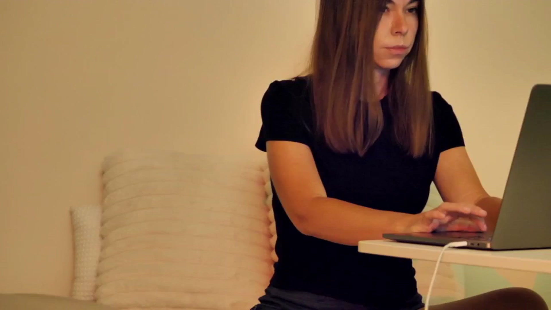 Gallery image thumbnail from KATEELIFE's myfreecams stream on, 10/09/2025, 05:03 image 3 of 20