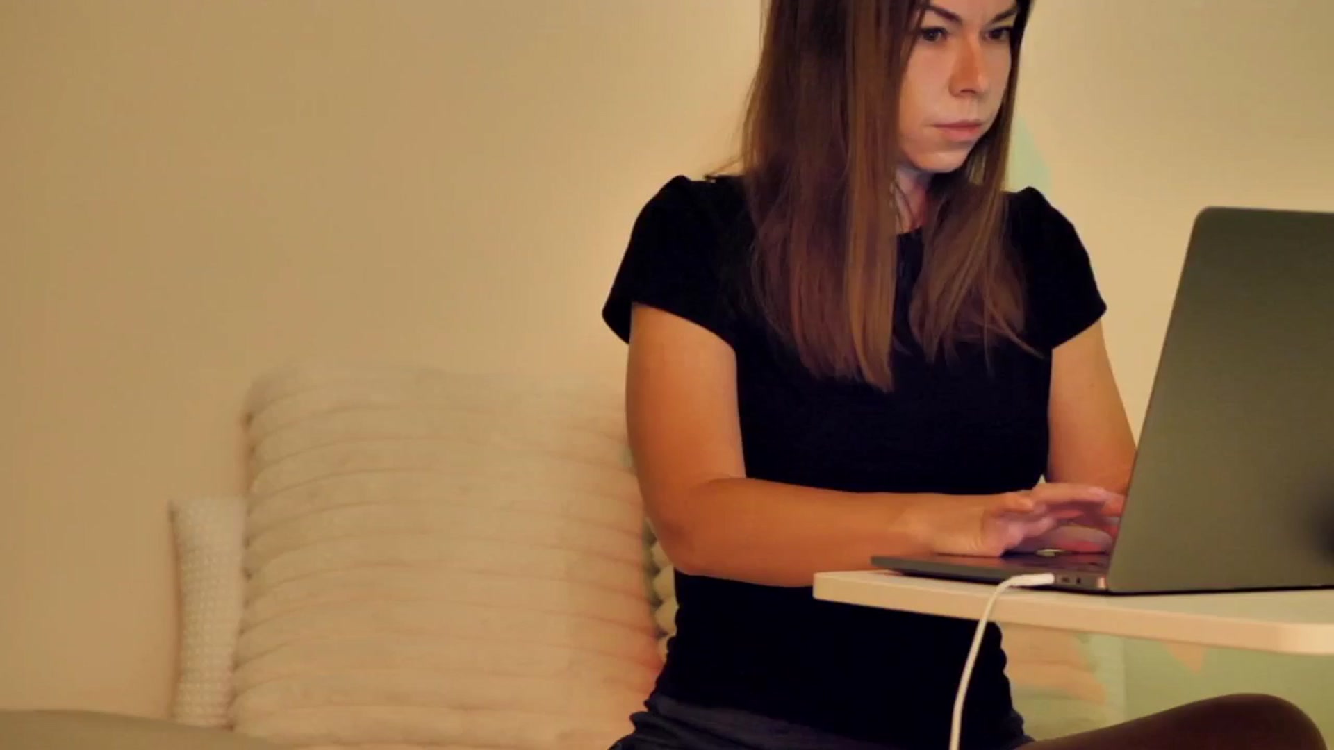 Gallery image thumbnail from KATEELIFE's myfreecams stream on, 10/09/2025, 05:03 image 8 of 20