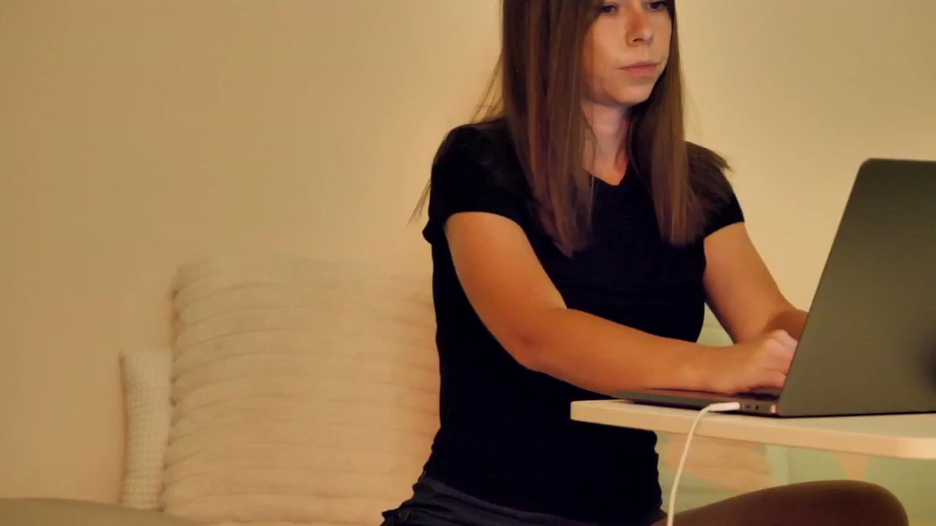 Gallery image thumbnail from KATEELIFE's myfreecams stream on, 10/09/2025, 05:03 image 15 of 20