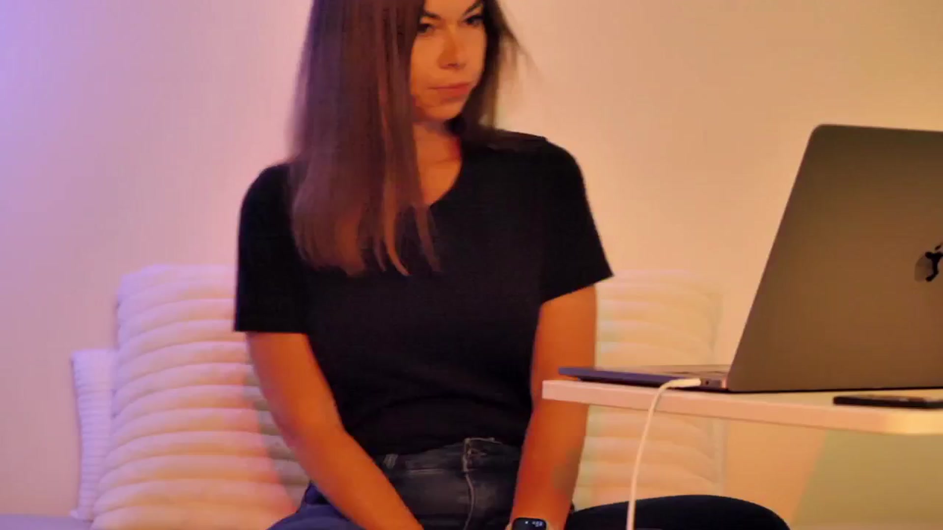 Gallery image thumbnail from KATEELIFE's myfreecams stream on, 10/11/2025, 03:54 image 17 of 20