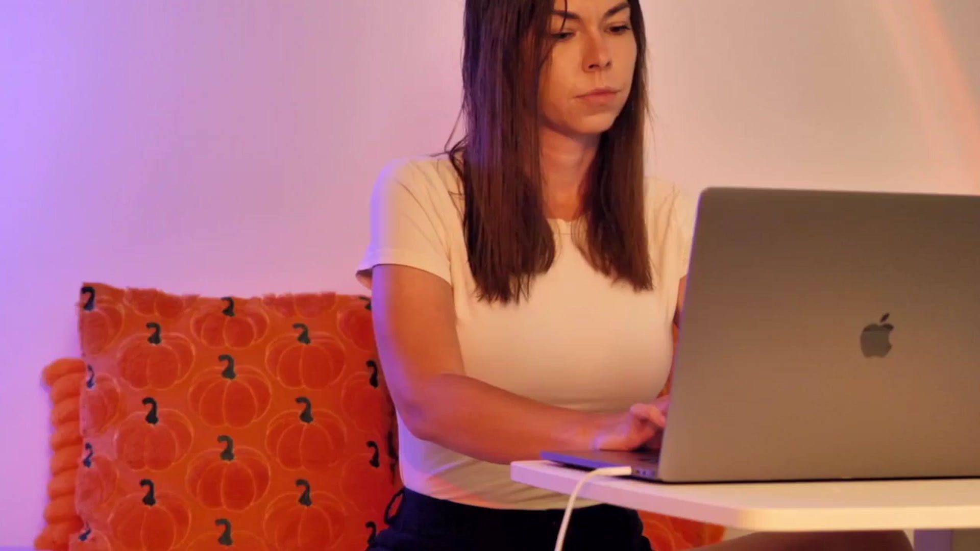 Gallery image thumbnail from KATEELIFE's myfreecams stream on, 10/26/2025, 04:32 image 1 of 20