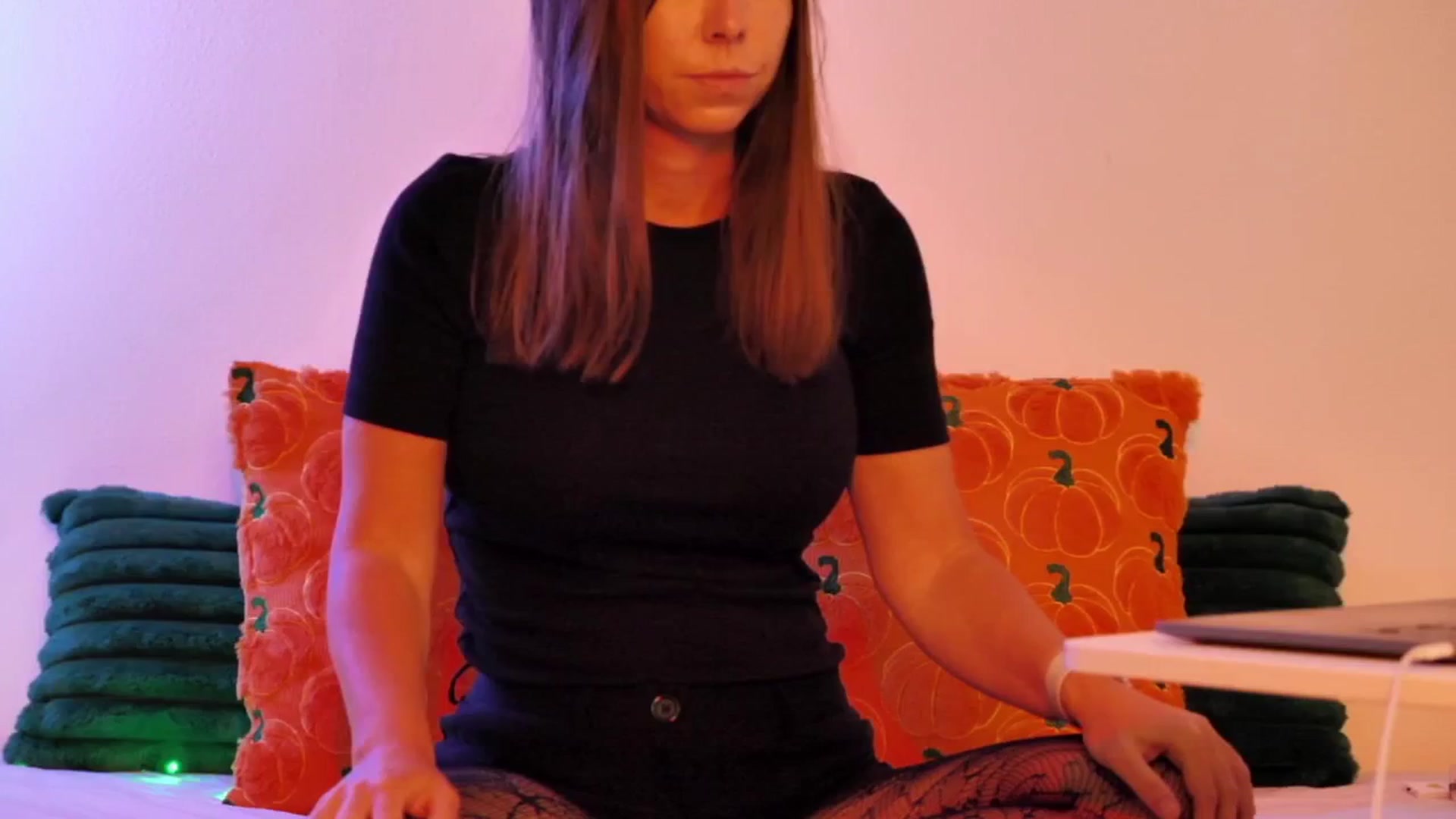 Gallery image thumbnail from KATEELIFE's myfreecams stream on, 10/29/2025, 02:45 image 4 of 20