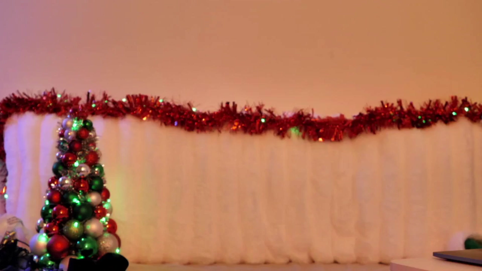 Gallery image thumbnail from KATEELIFE's myfreecams stream on, 12/26/2025, 09:36 image 1 of 20