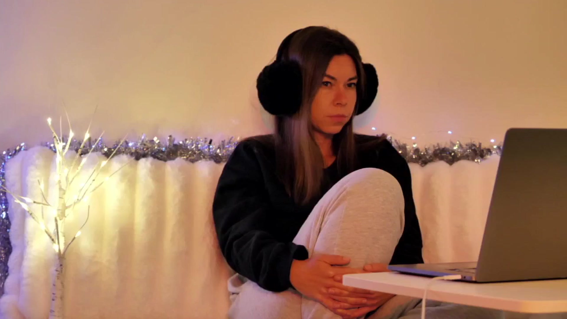 Gallery image thumbnail from KATEELIFE's myfreecams stream on, 01/02/2026, 05:16 image 5 of 20