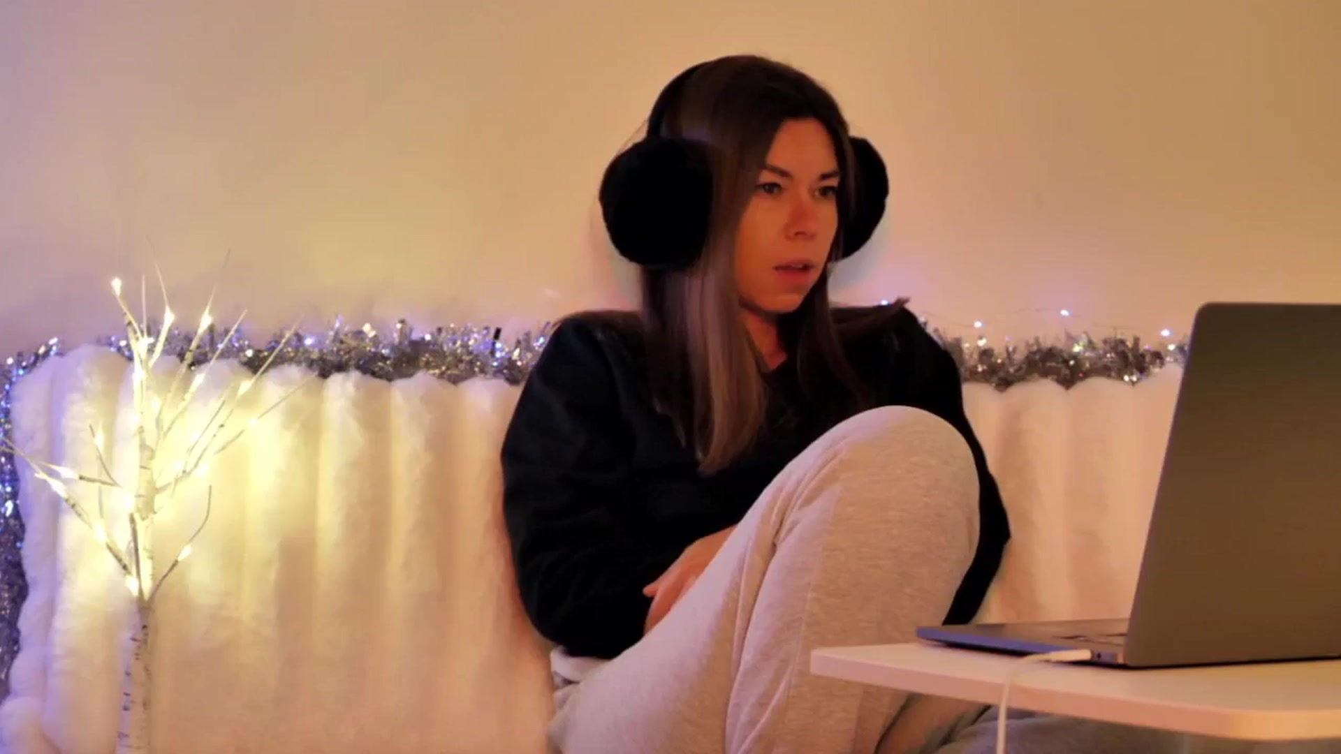 Gallery image thumbnail from KATEELIFE's myfreecams stream on, 01/02/2026, 05:16 image 4 of 20