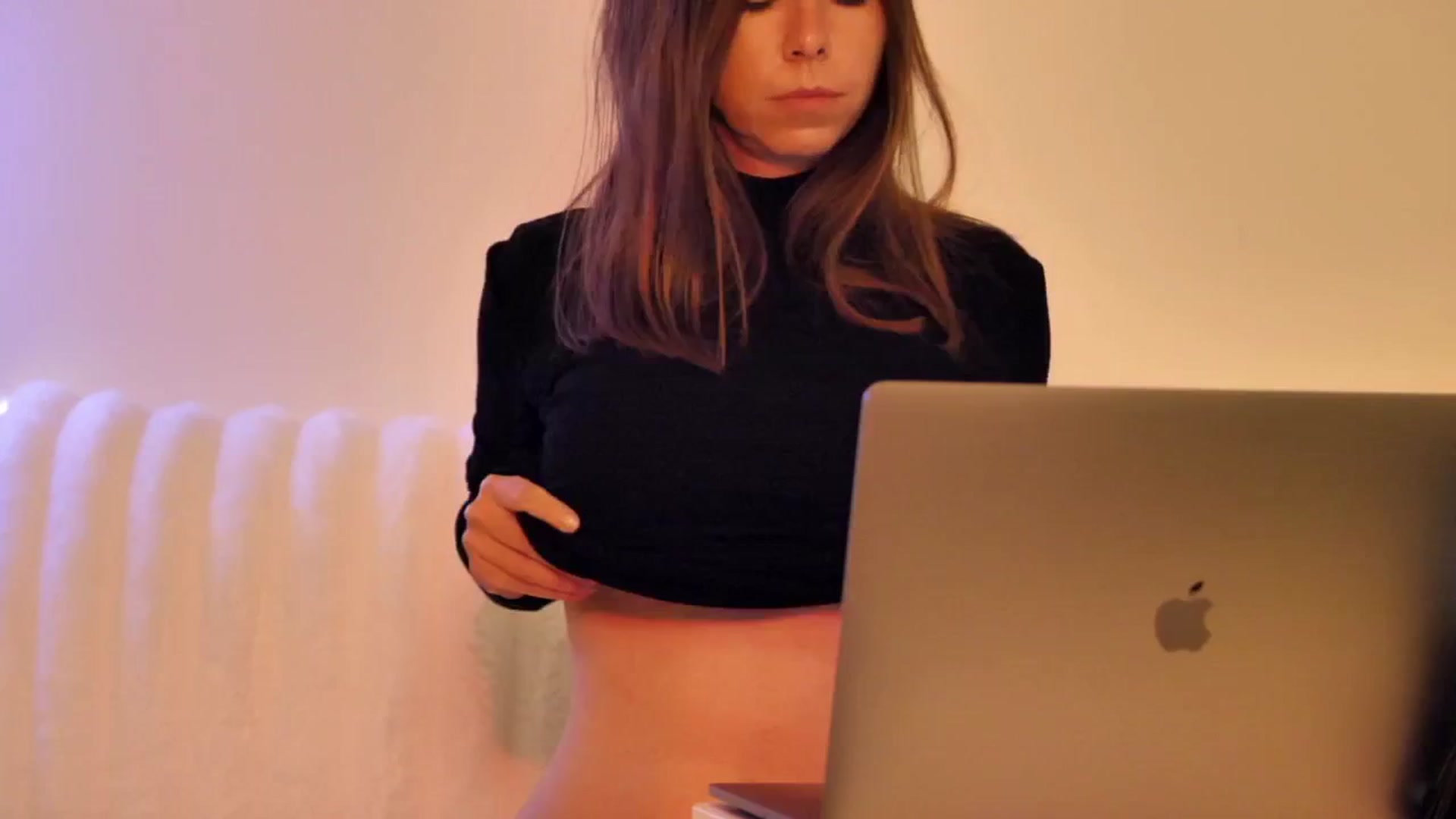 Gallery image thumbnail from KATEELIFE's myfreecams stream on, 03/14/2026, 04:20 image 5 of 20