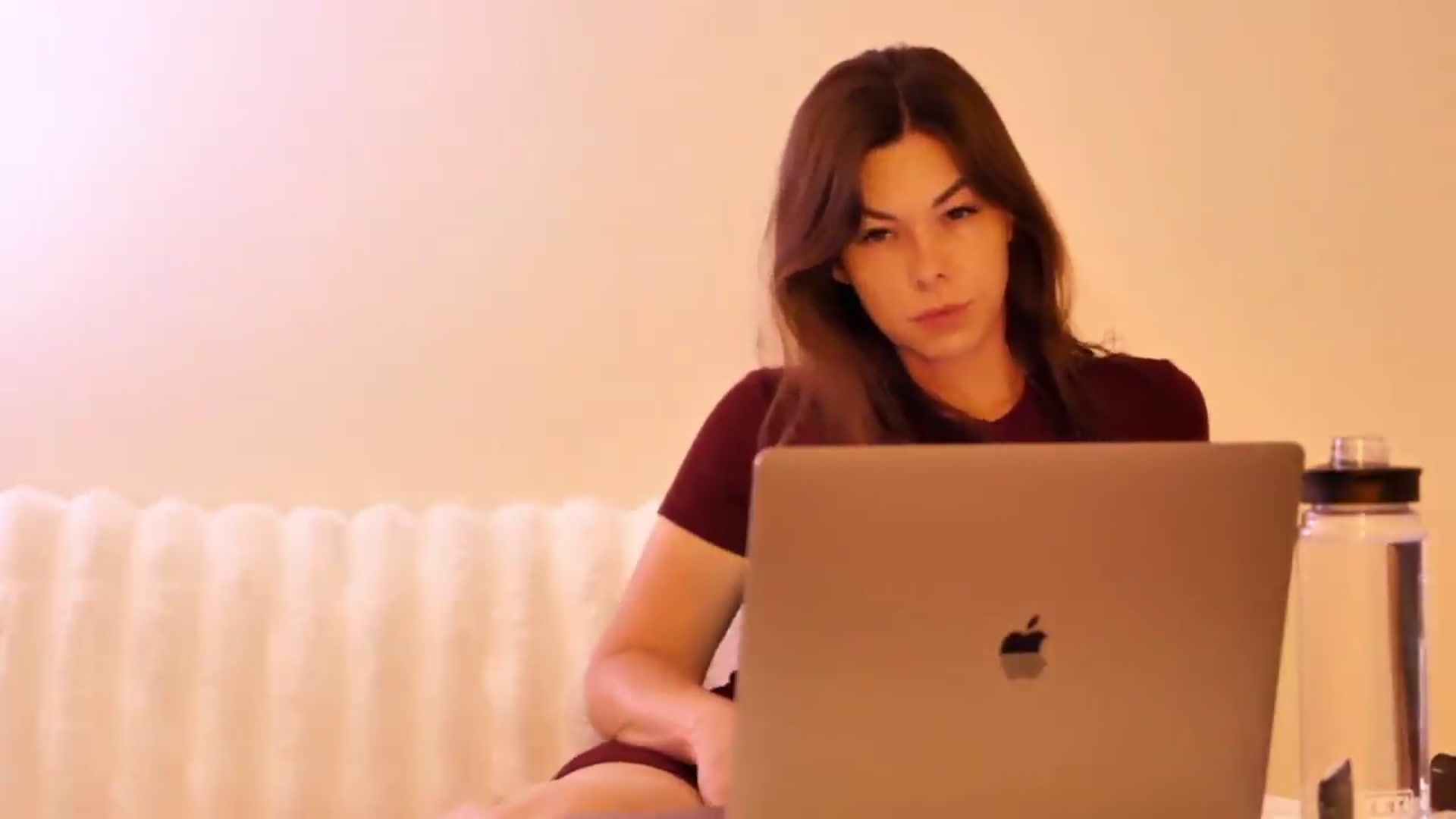 Gallery image thumbnail from KATEELIFE's myfreecams stream on, 07/18/2026, 03:01 image 3 of 20