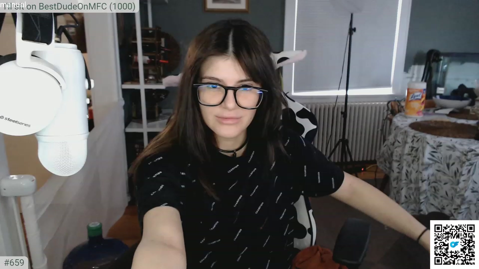Gallery image thumbnail from KEWuwu's myfreecams stream on, 11/18/2023, 21:26 image 11 of 20
