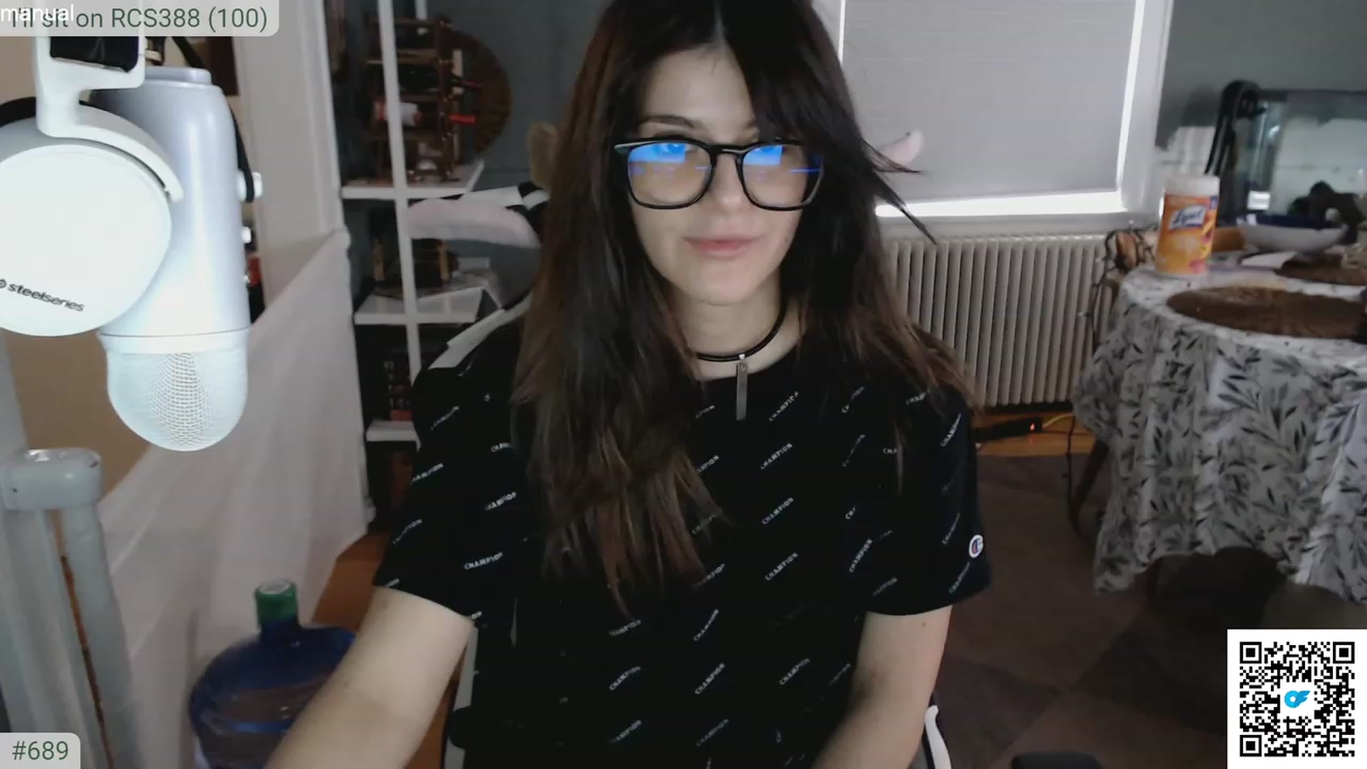 Gallery image thumbnail from KEWuwu's myfreecams stream on, 11/18/2023, 21:26 image 1 of 20