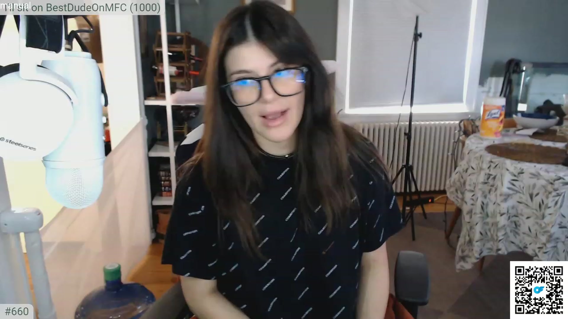 Gallery image thumbnail from KEWuwu's myfreecams stream on, 11/18/2023, 21:26 image 14 of 20