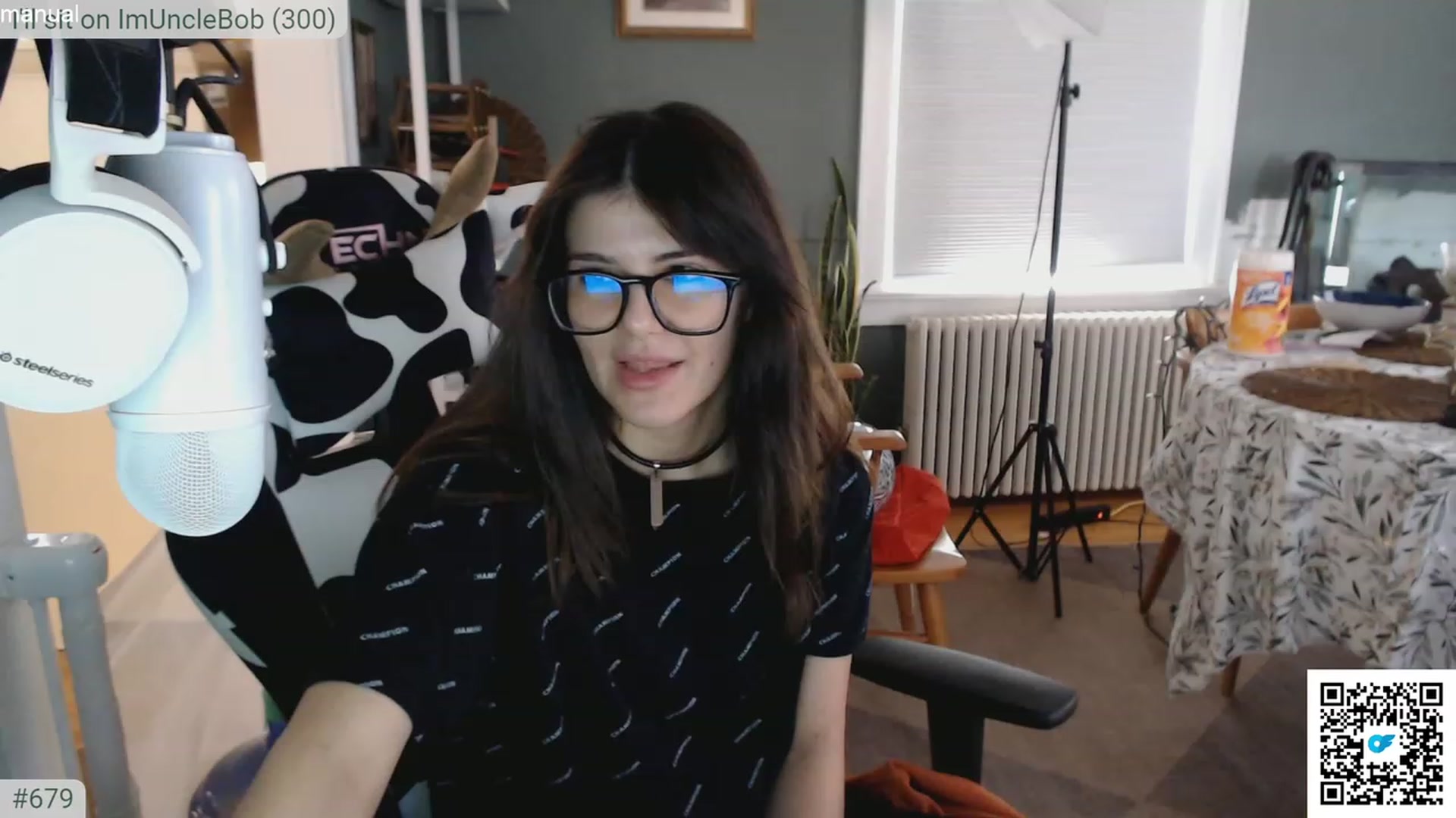 Gallery image thumbnail from KEWuwu's myfreecams stream on, 11/18/2023, 21:26 image 6 of 20