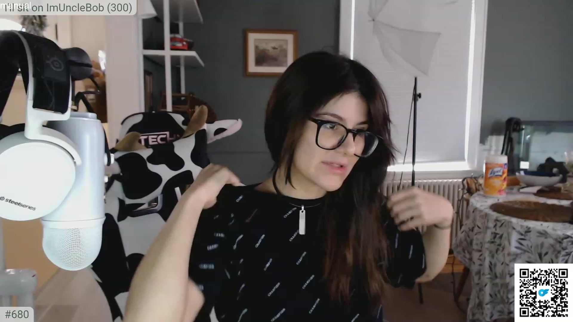 Gallery image thumbnail from KEWuwu's myfreecams stream on, 11/18/2023, 21:26 image 5 of 20