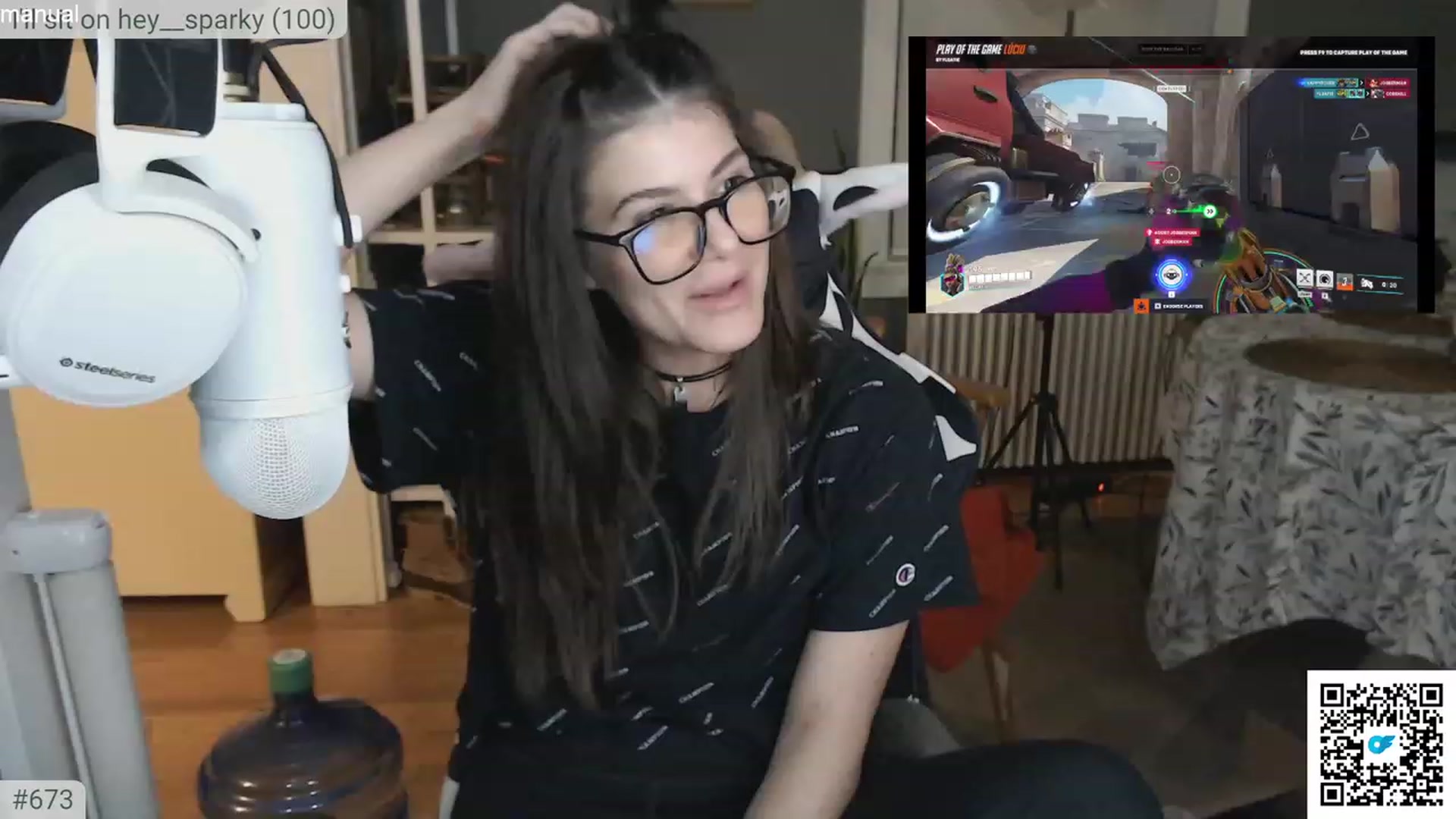 Gallery image thumbnail from KEWuwu's myfreecams stream on, 11/19/2023, 01:20 image 3 of 20