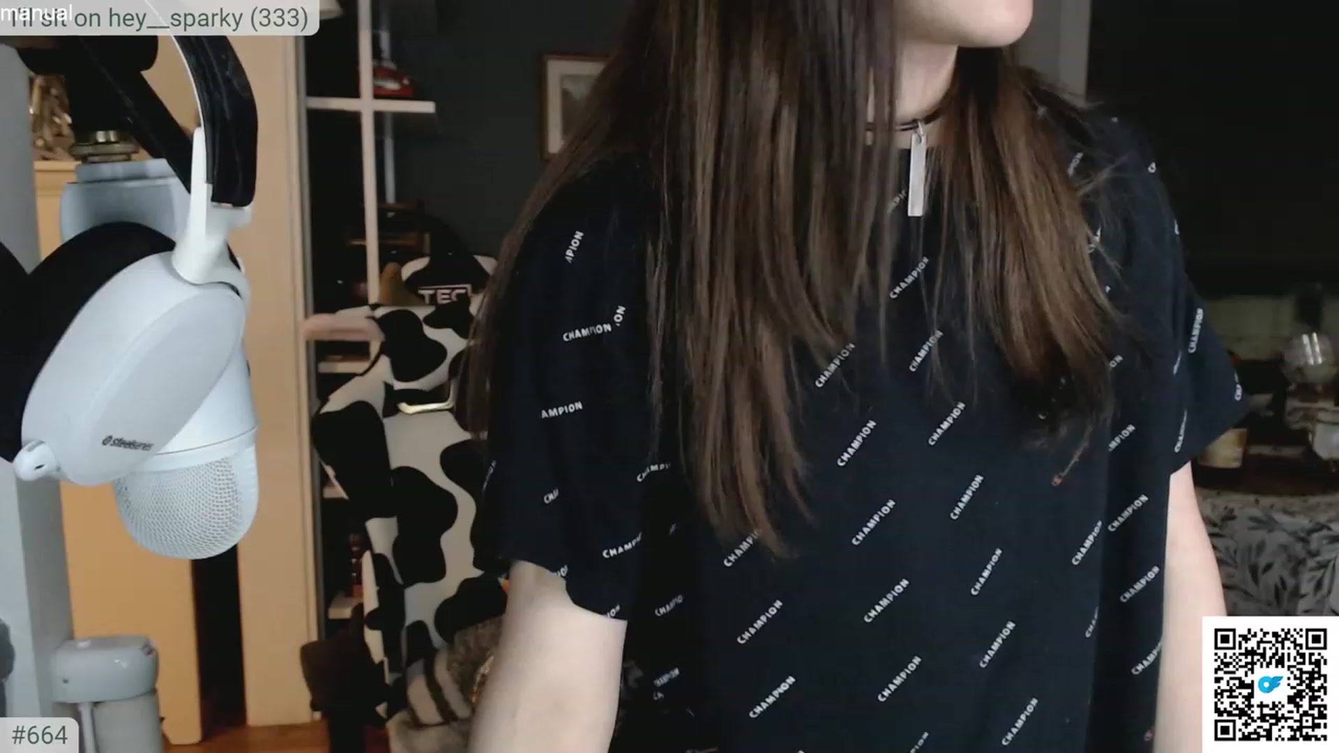 Gallery image thumbnail from KEWuwu's myfreecams stream on, 11/19/2023, 01:20 image 18 of 20