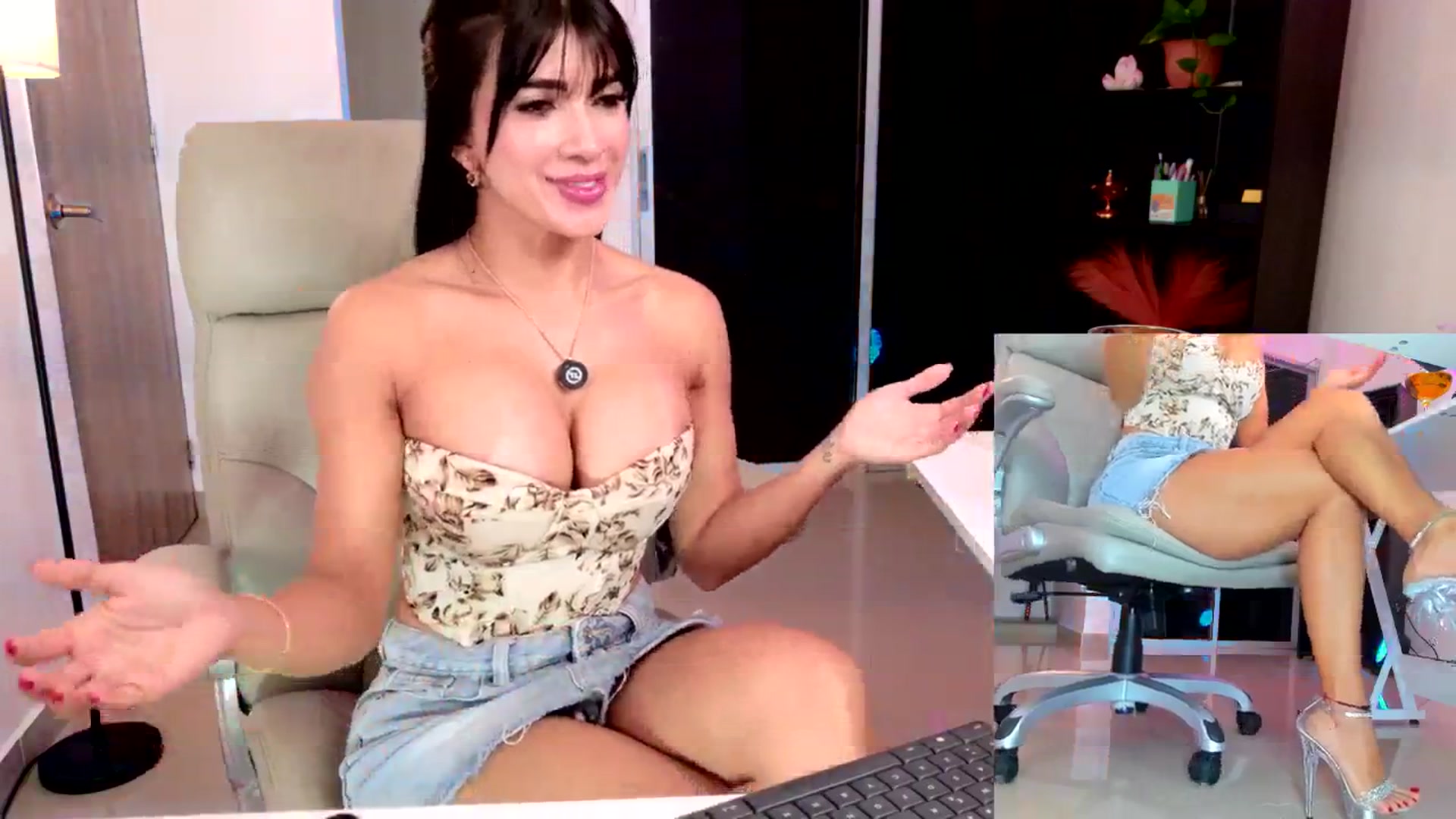 Gallery image thumbnail from KIMBERLY___'s myfreecams stream on, 05/02/2026, 24:01 image 13 of 20