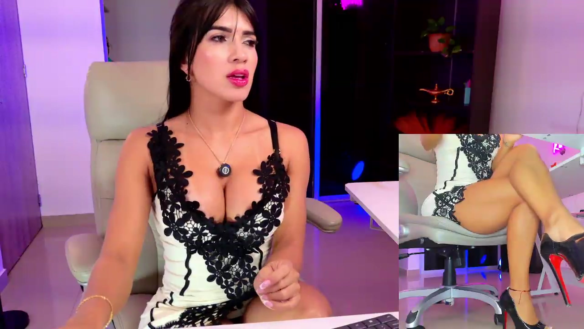 Gallery image thumbnail from KIMBERLY___'s myfreecams stream on, 05/20/2026, 24:36 image 8 of 20