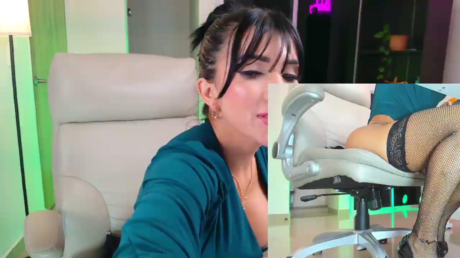 Gallery image thumbnail from KIMBERLY___'s myfreecams stream on, 06/03/2026, 23:46 image 9 of 20