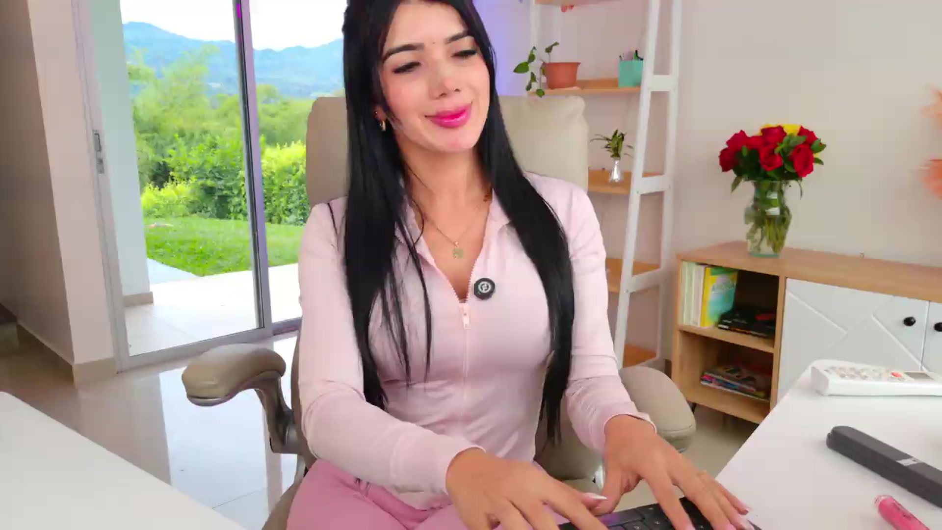 Gallery image thumbnail from KIMBERLY___'s myfreecams stream on, 07/26/2026, 18:51 image 10 of 20