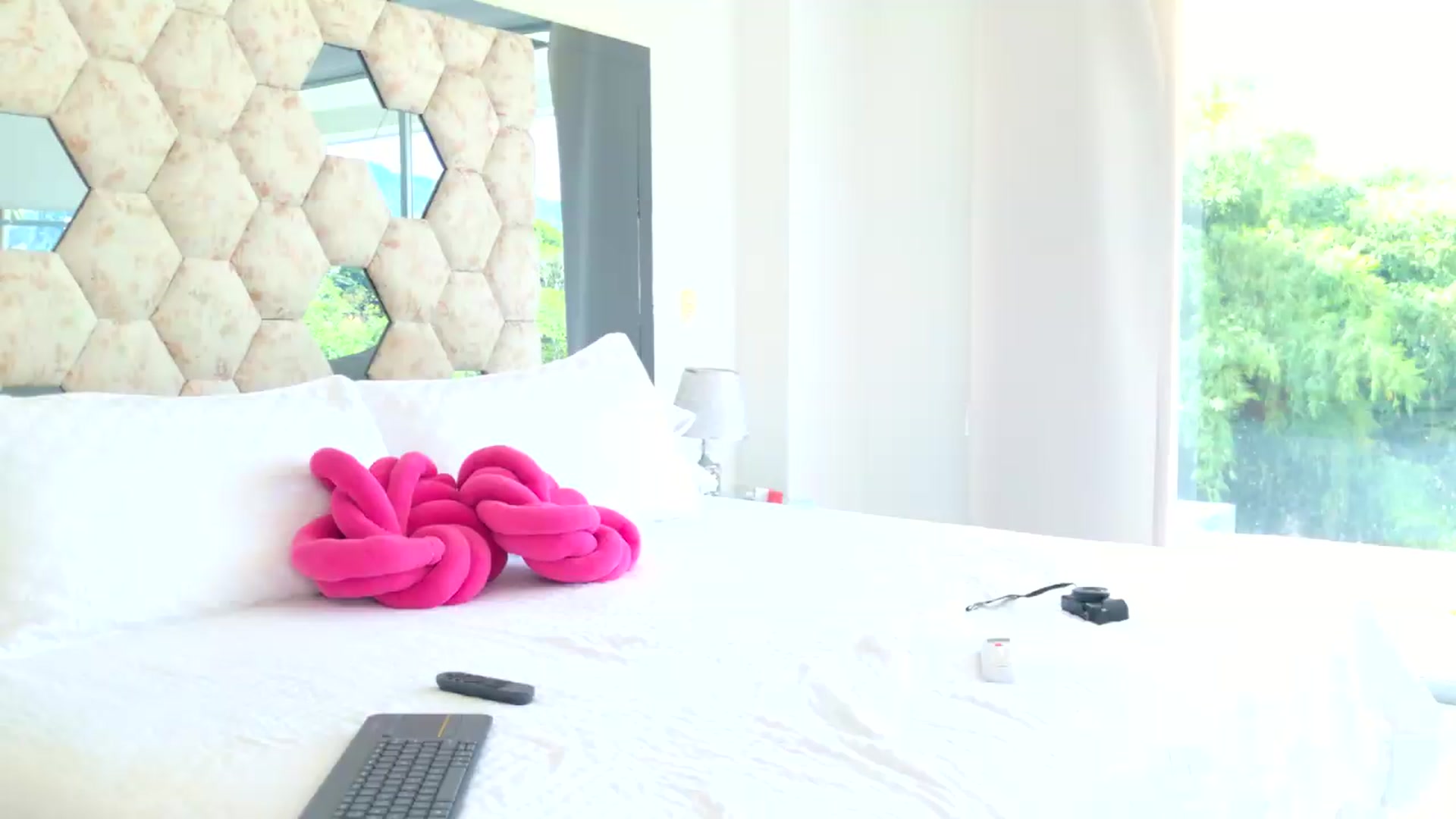 Gallery image thumbnail from KIMBERLY___'s myfreecams stream on, 07/29/2026, 20:04 image 12 of 20