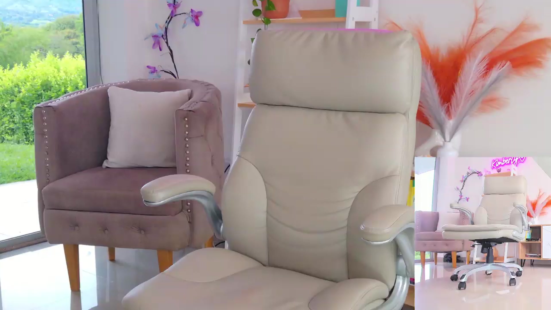Gallery image thumbnail from KIMBERLY___'s myfreecams stream on, 07/31/2026, 19:41 image 17 of 20