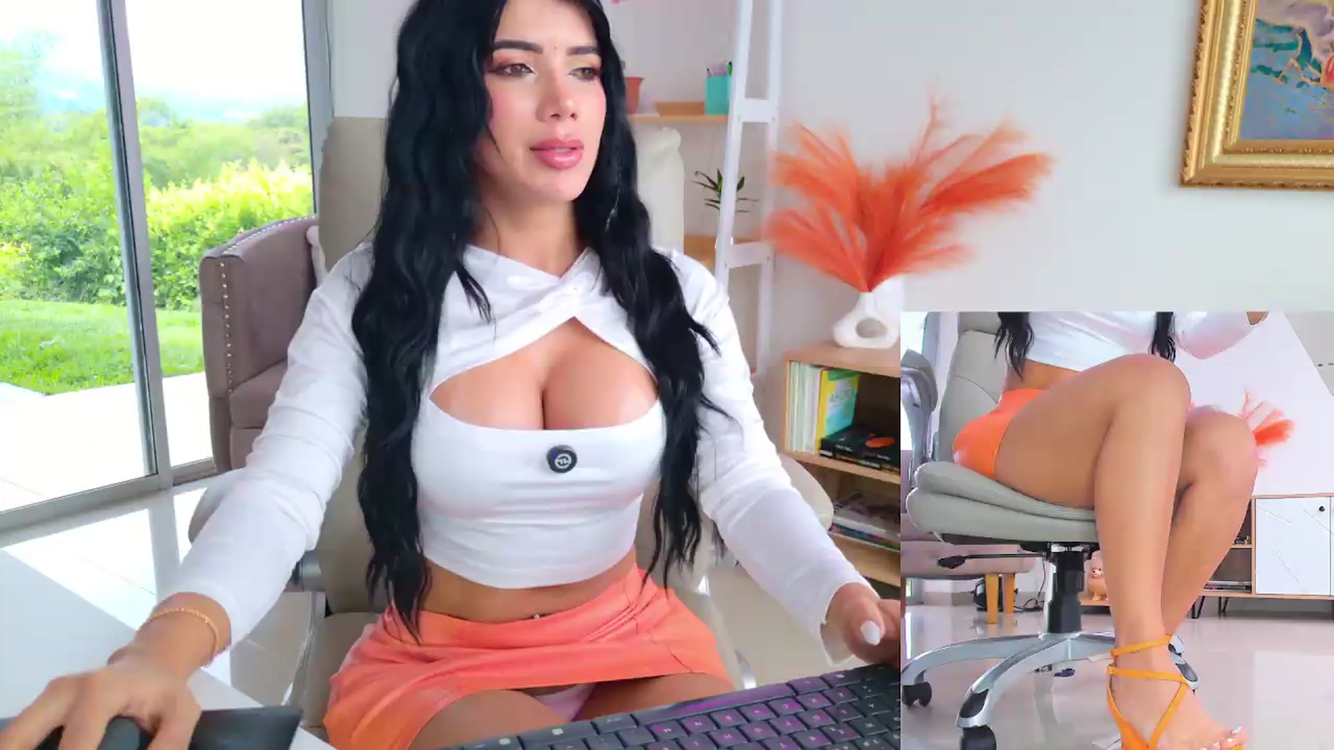 Gallery image thumbnail from KIMBERLY___'s myfreecams stream on, 08/05/2026, 19:36 image 2 of 20