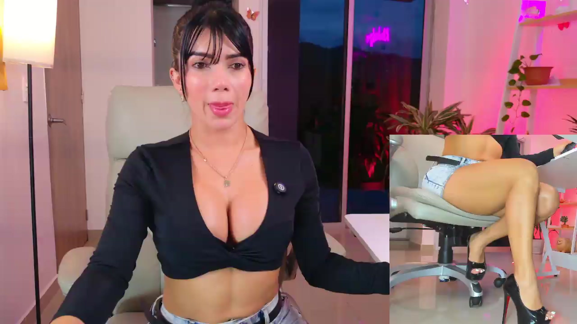 Gallery image thumbnail from KIMBERLY___'s myfreecams stream on, 08/09/2026, 23:34 image 6 of 20
