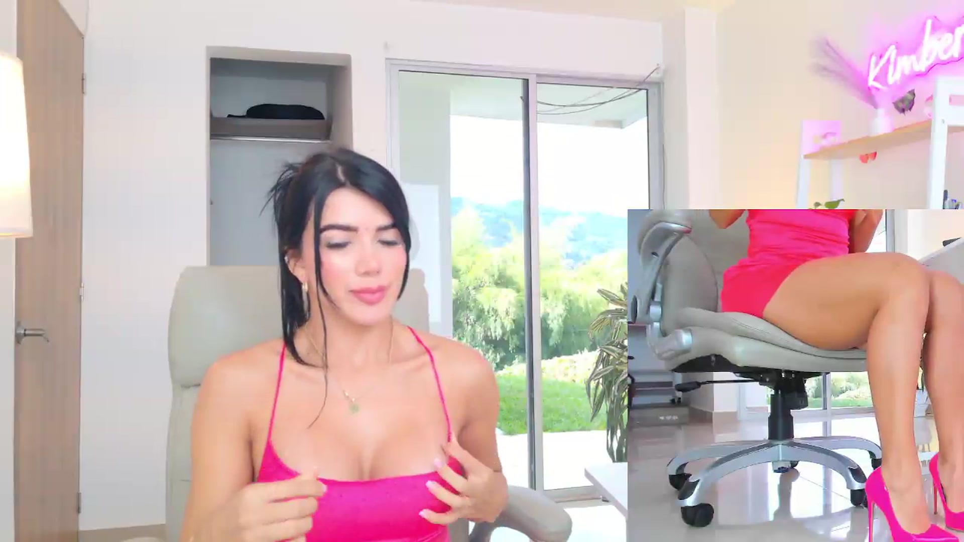 Gallery image thumbnail from KIMBERLY___'s myfreecams stream on, 09/04/2026, 20:36 image 17 of 20