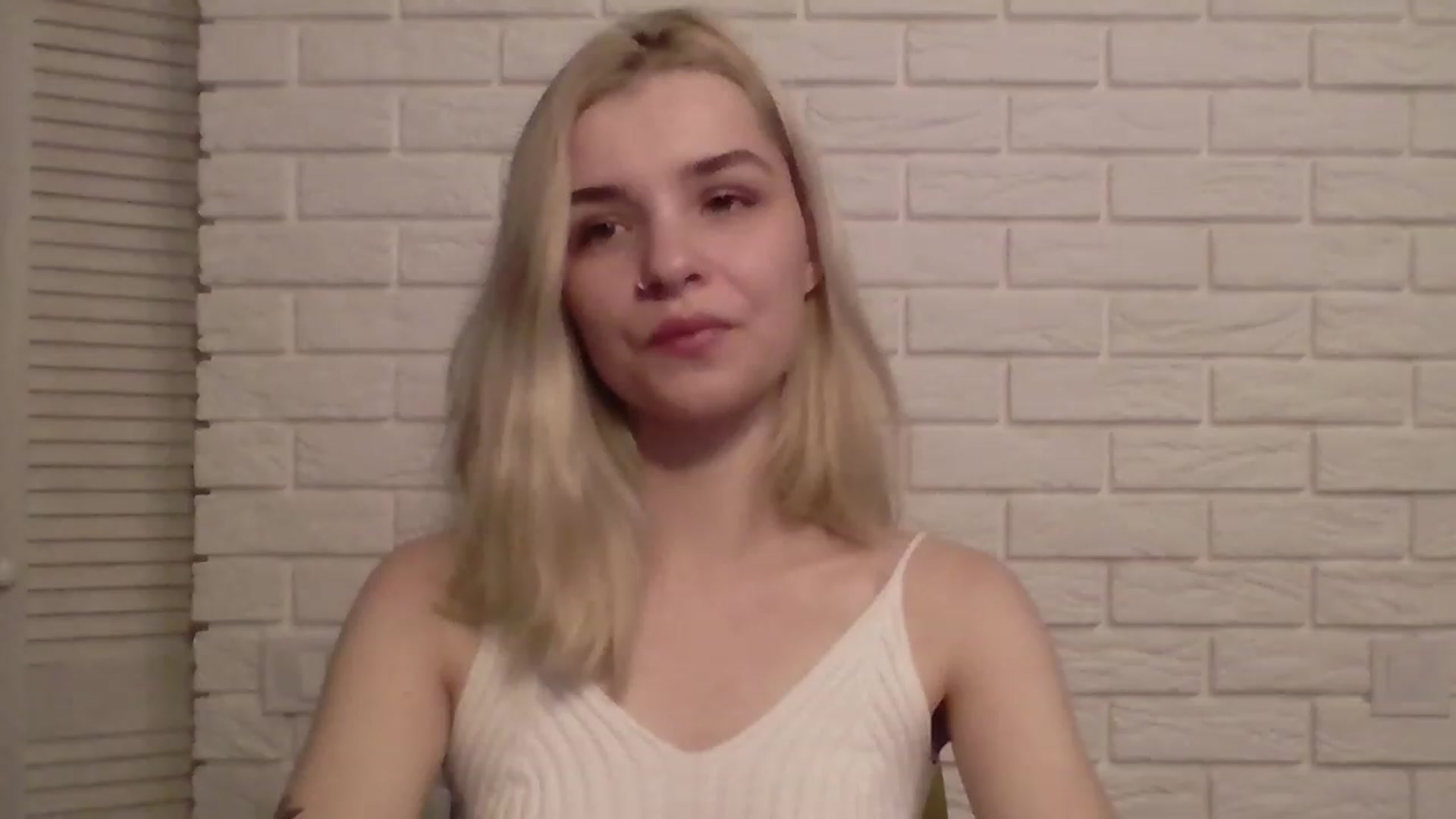 Gallery image thumbnail from KISSFM103's myfreecams stream on, 05/24/2023, 19:03 image 6 of 20