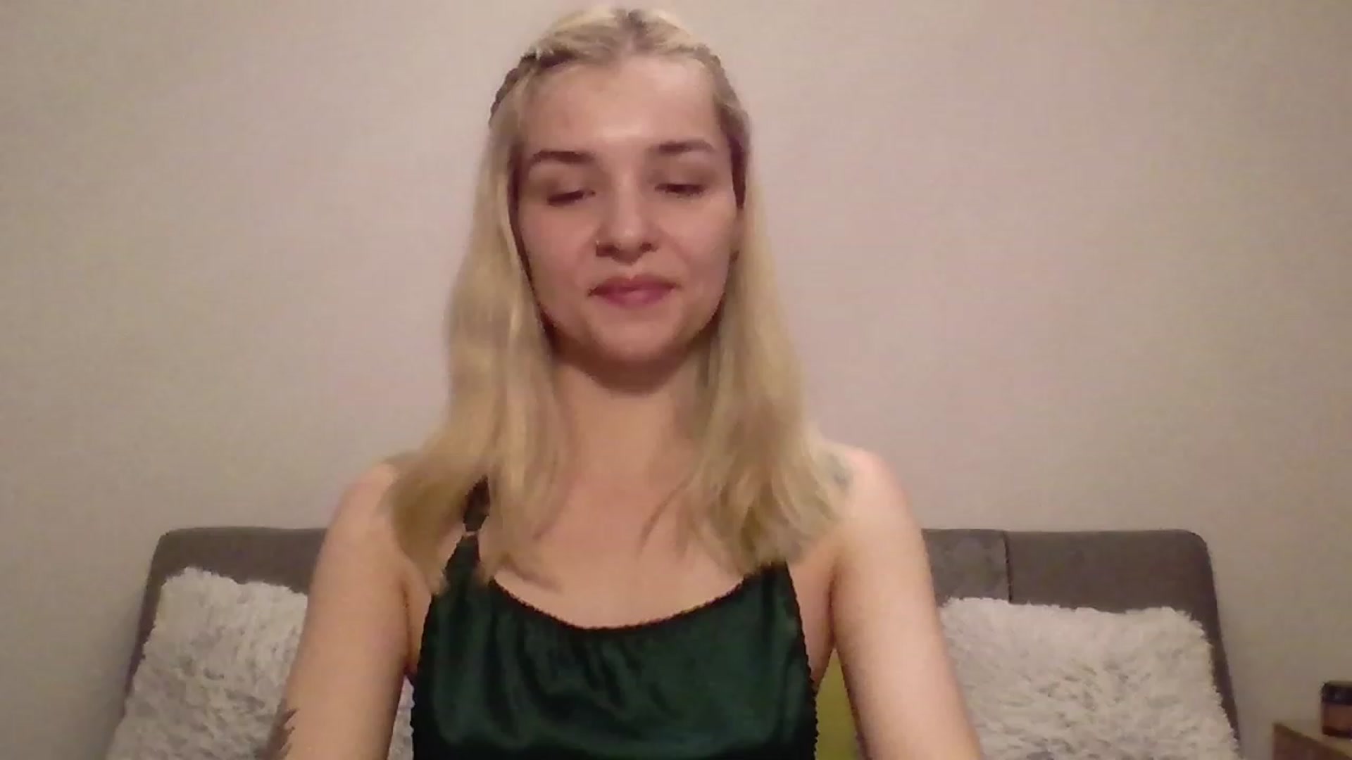 Gallery image thumbnail from KISSFM103's myfreecams stream on, 06/11/2023, 20:49 image 9 of 20