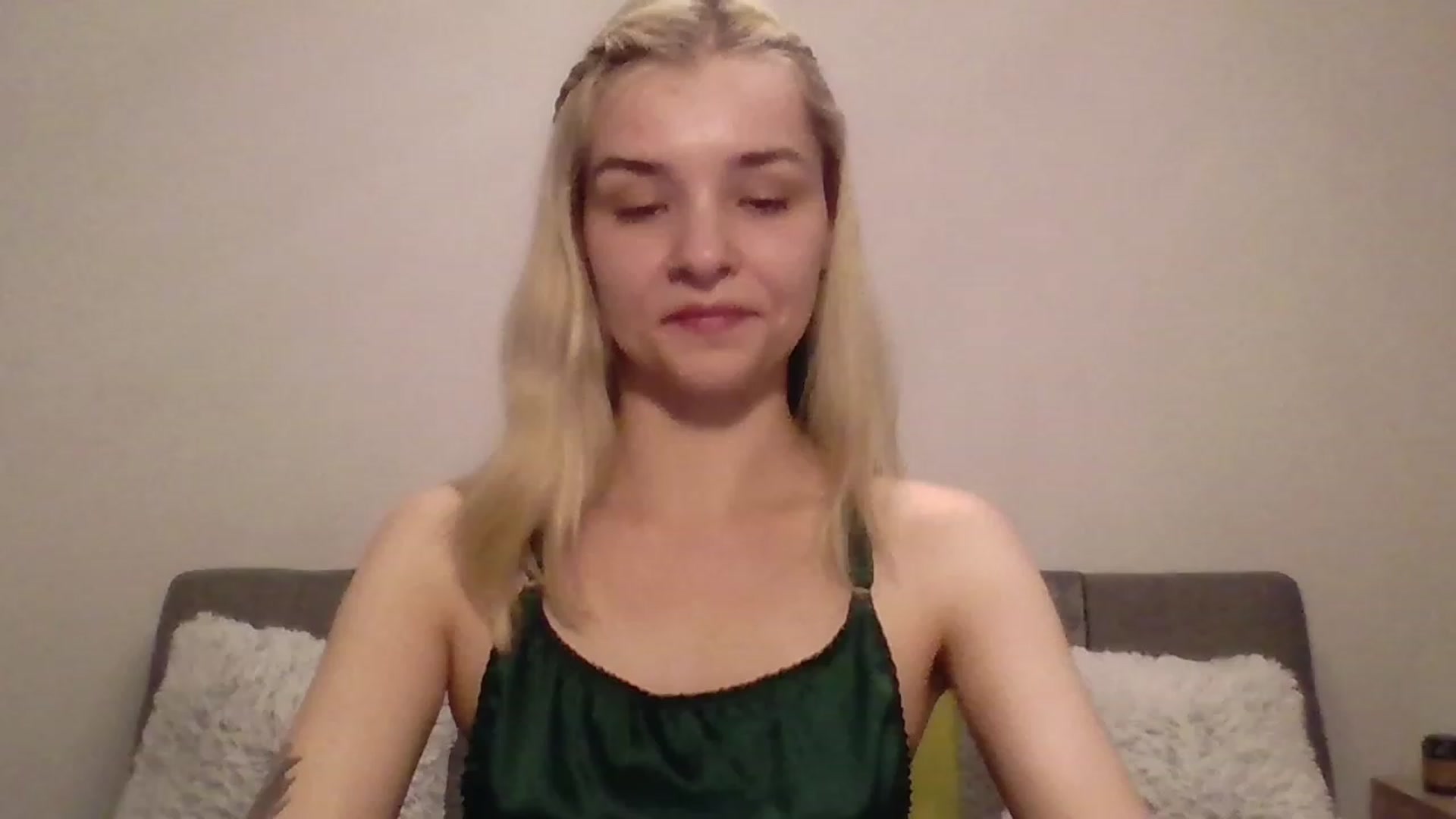 Gallery image thumbnail from KISSFM103's myfreecams stream on, 06/11/2023, 20:49 image 3 of 20