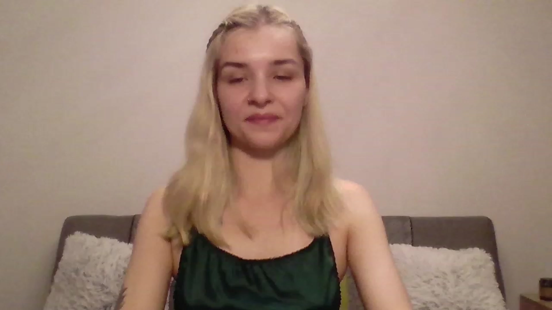 Gallery image thumbnail from KISSFM103's myfreecams stream on, 06/11/2023, 20:49 image 18 of 20