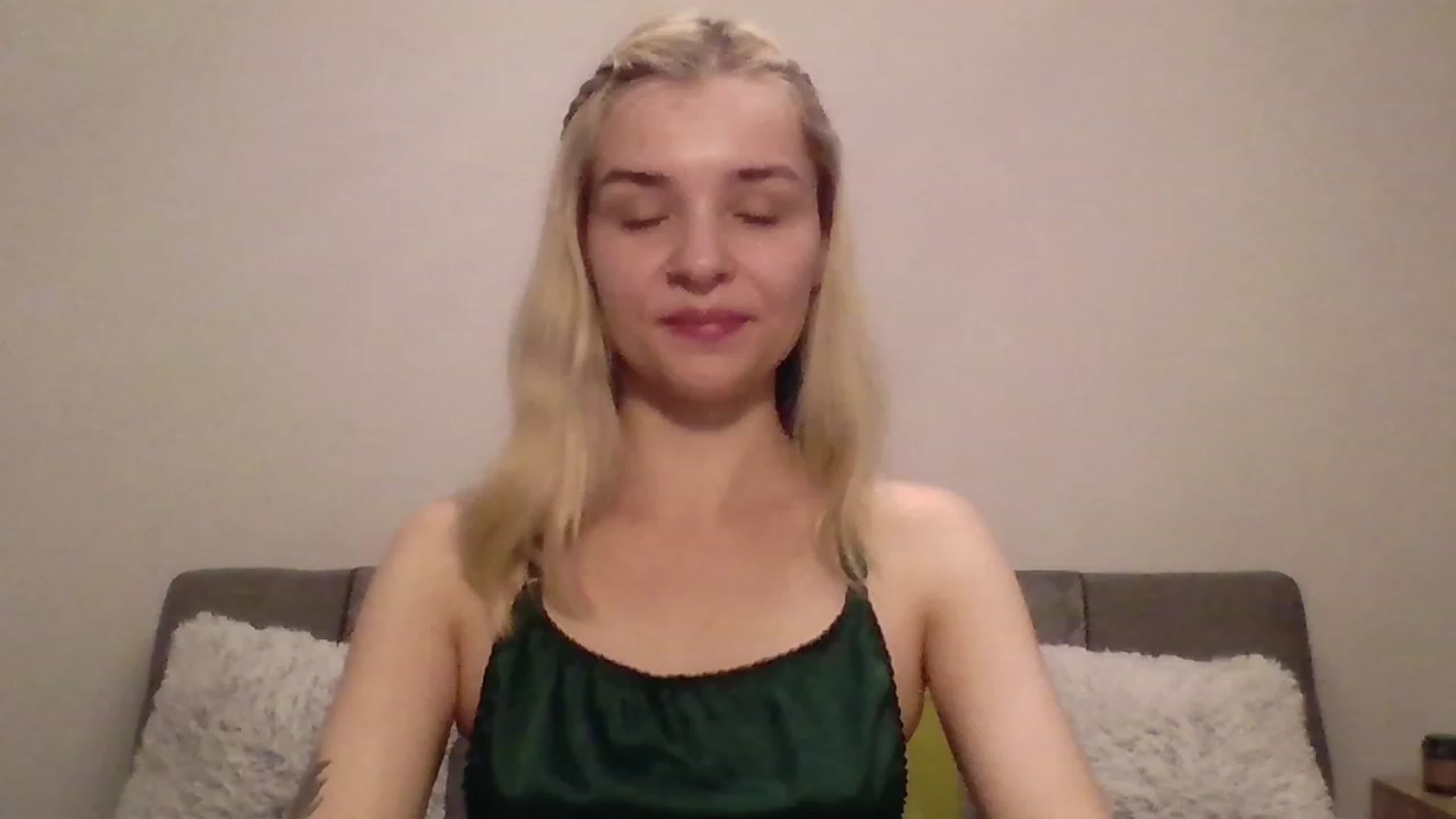 Gallery image thumbnail from KISSFM103's myfreecams stream on, 06/11/2023, 20:49 image 5 of 20