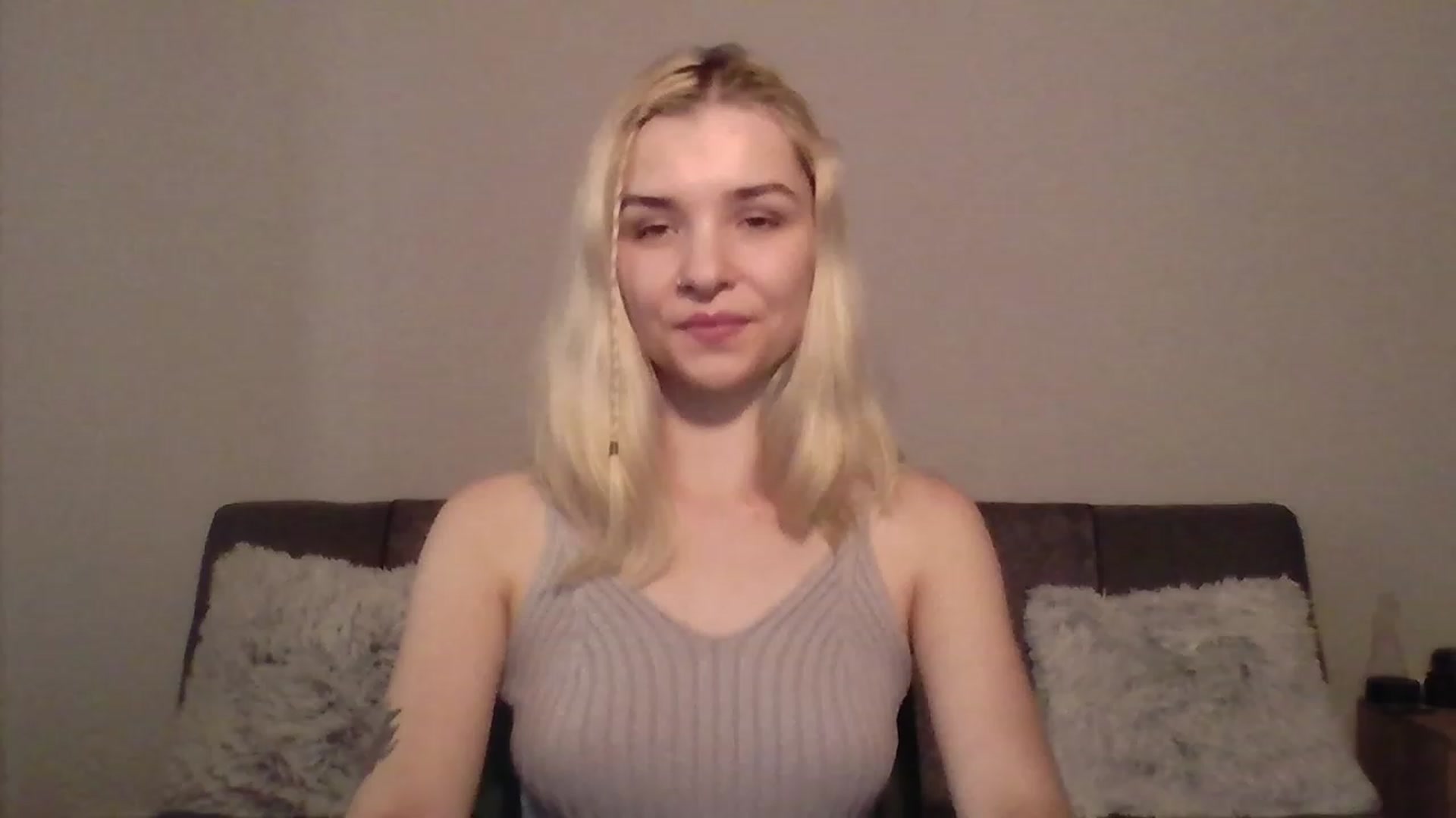 Gallery image thumbnail from KISSFM103's myfreecams stream on, 06/16/2023, 15:07 image 9 of 20
