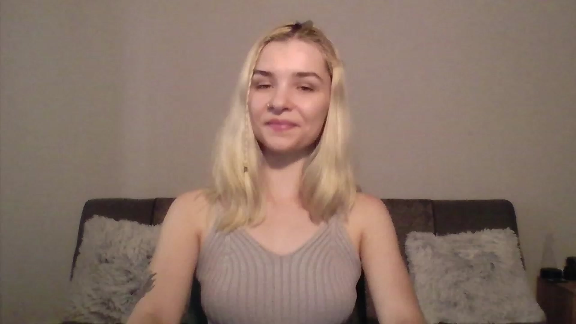 Gallery image thumbnail from KISSFM103's myfreecams stream on, 06/16/2023, 15:07 image 6 of 20