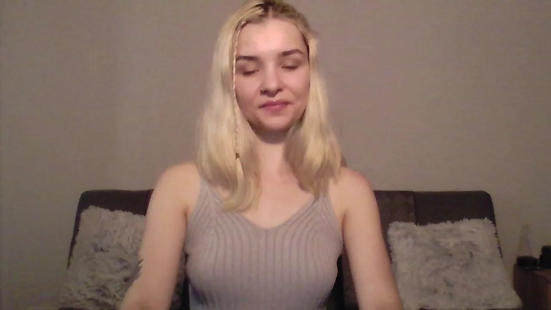 Gallery image thumbnail from KISSFM103's myfreecams stream on, 06/16/2023, 15:07 image 13 of 20
