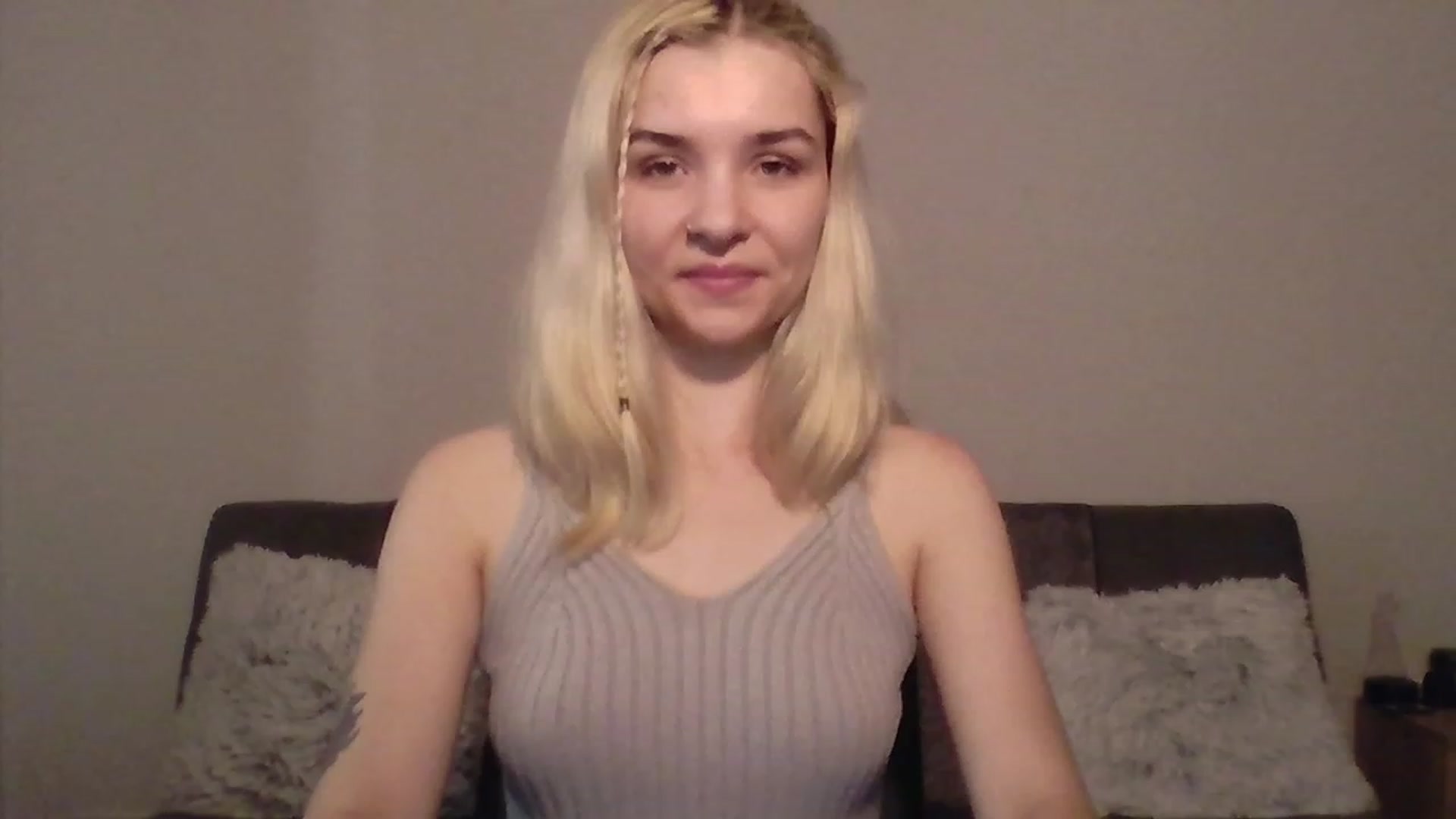 Gallery image thumbnail from KISSFM103's myfreecams stream on, 06/16/2023, 15:07 image 1 of 20