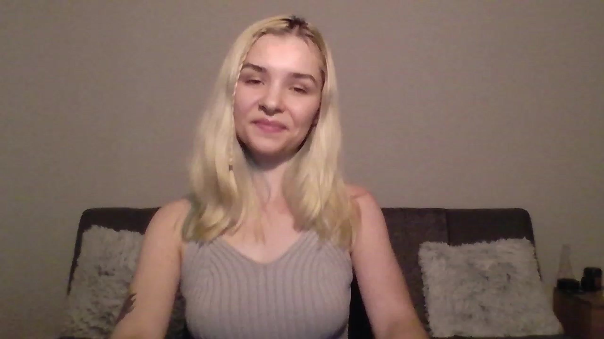 Gallery image thumbnail from KISSFM103's myfreecams stream on, 06/16/2023, 16:04 image 19 of 20