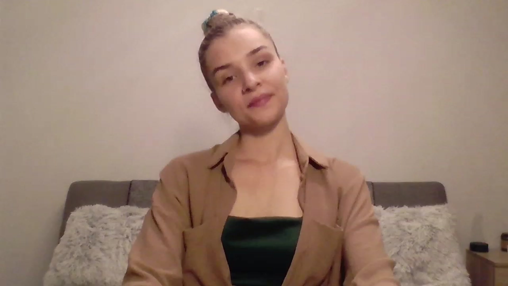 Gallery image thumbnail from KISSFM103's myfreecams stream on, 06/18/2023, 18:35 image 6 of 20