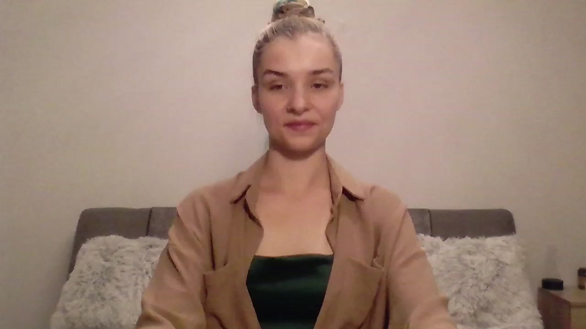 Gallery image thumbnail from KISSFM103's myfreecams stream on, 06/18/2023, 18:35 image 3 of 20