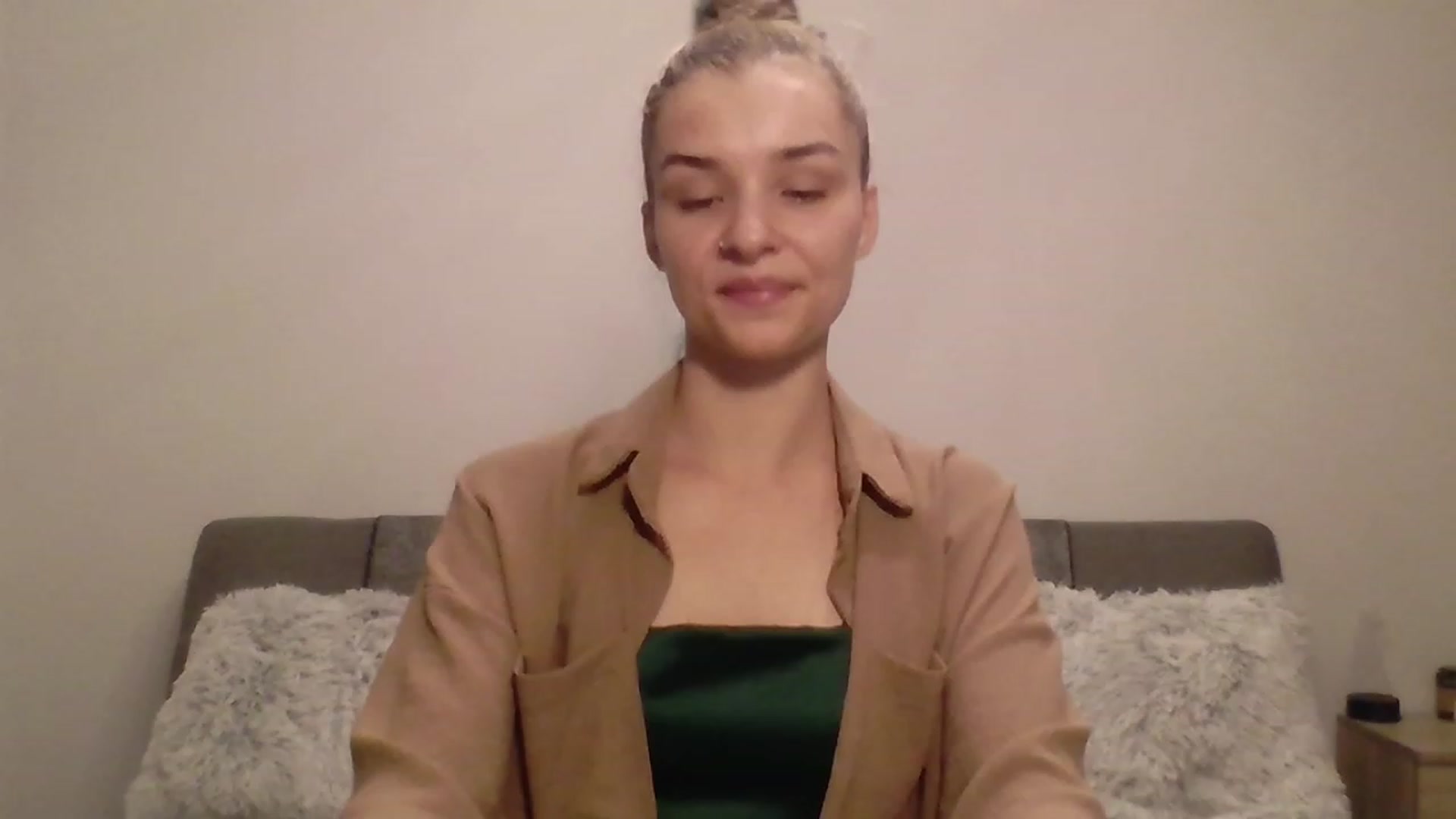 Gallery image thumbnail from KISSFM103's myfreecams stream on, 06/18/2023, 19:18 image 18 of 20