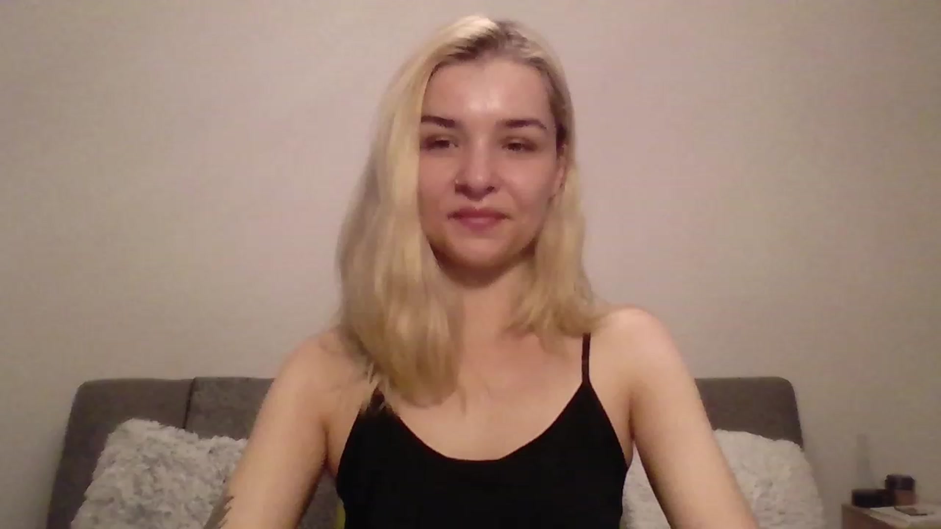 Gallery image thumbnail from KISSFM103's myfreecams stream on, 06/25/2023, 17:57 image 3 of 20