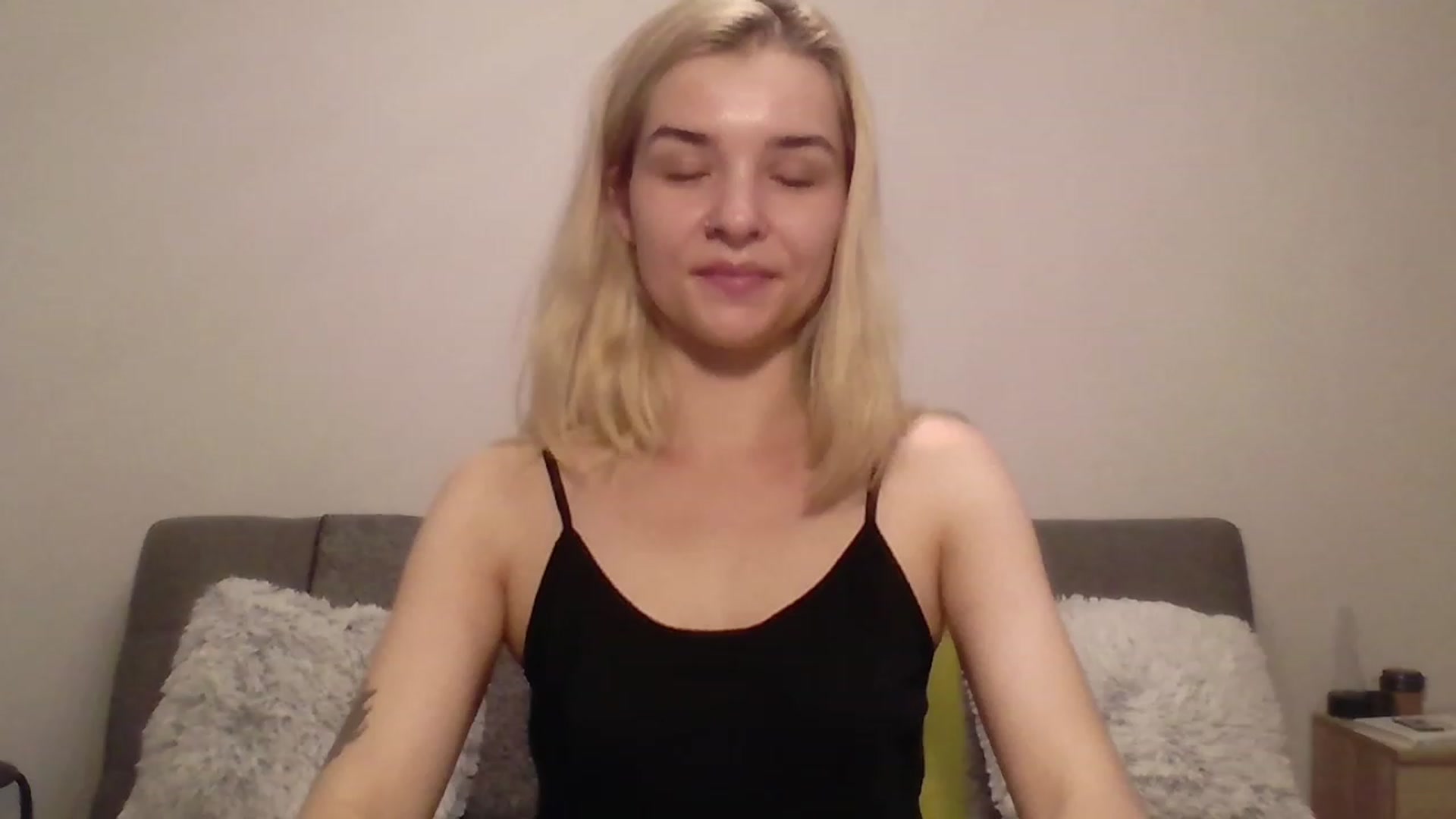 Gallery image thumbnail from KISSFM103's myfreecams stream on, 06/25/2023, 19:29 image 1 of 20