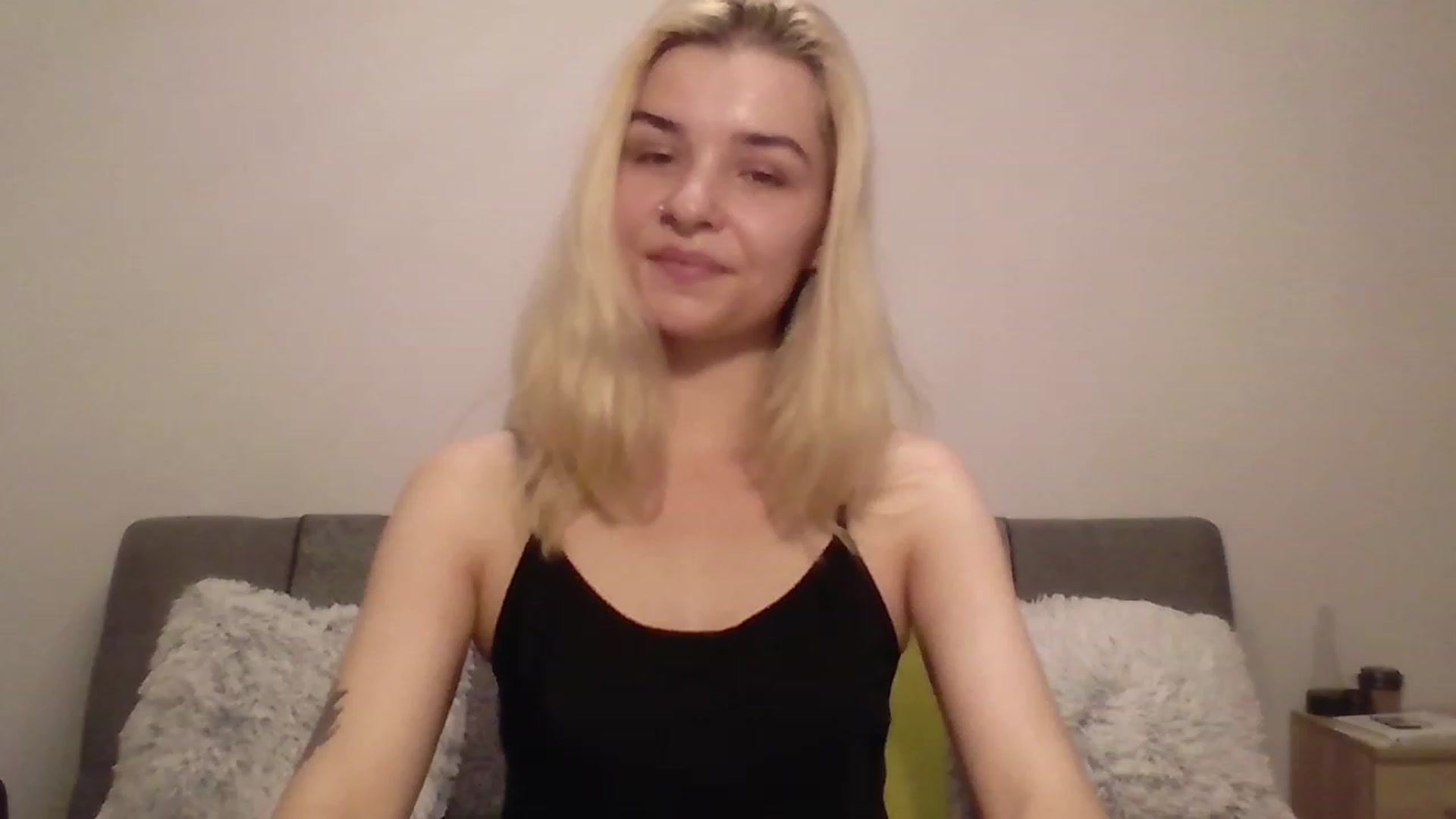 Gallery image thumbnail from KISSFM103's myfreecams stream on, 06/25/2023, 19:29 image 11 of 20
