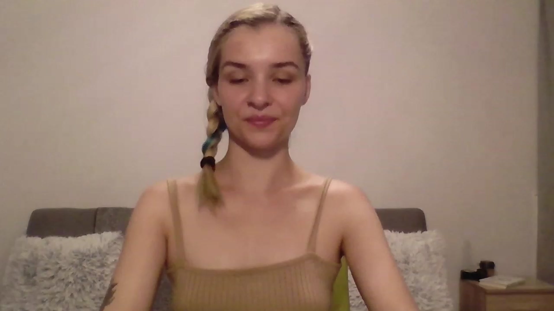 Gallery image thumbnail from KISSFM103's myfreecams stream on, 07/11/2023, 17:39 image 18 of 20