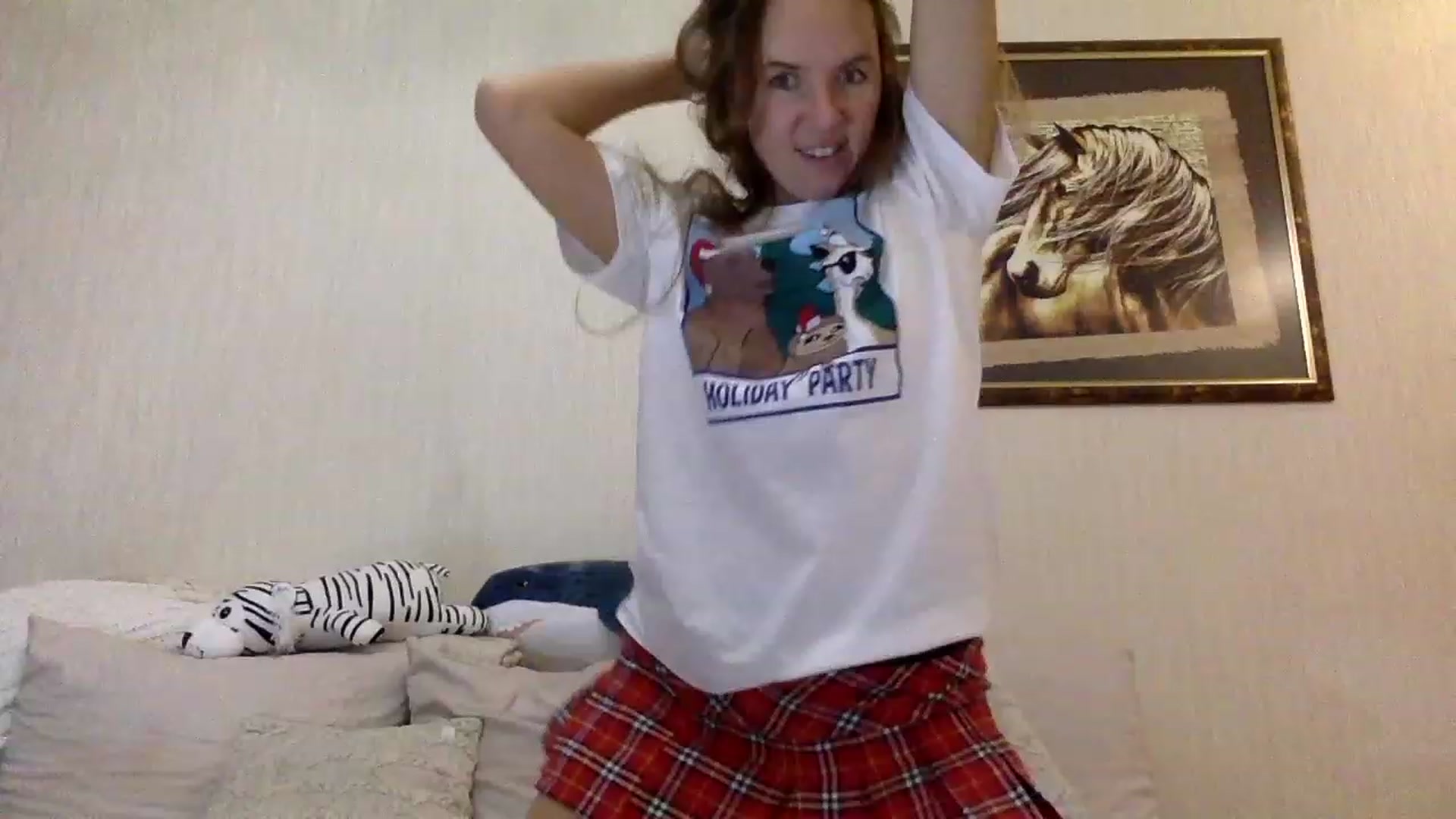 Gallery image thumbnail from KITTENGER's myfreecams stream on, 12/08/2022, 13:16 image 10 of 20
